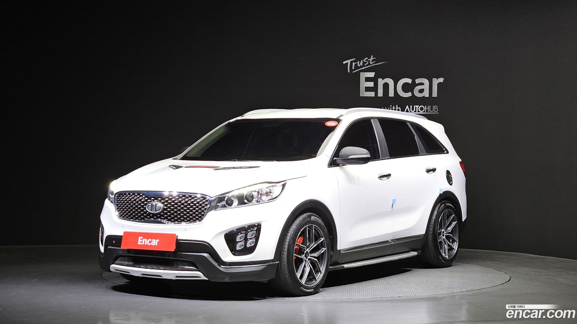 Main__Slider__Photo:Sorento Kia 2015.3-0