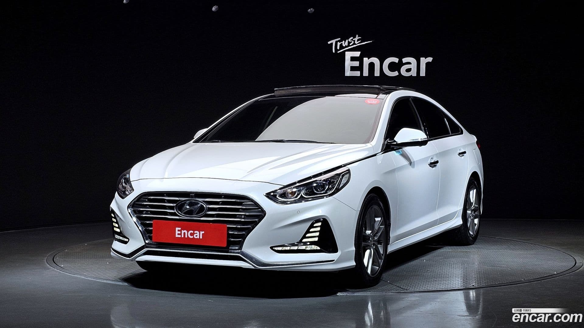 Main__Slider__Photo:Sonata Hyundai 2017.5-0