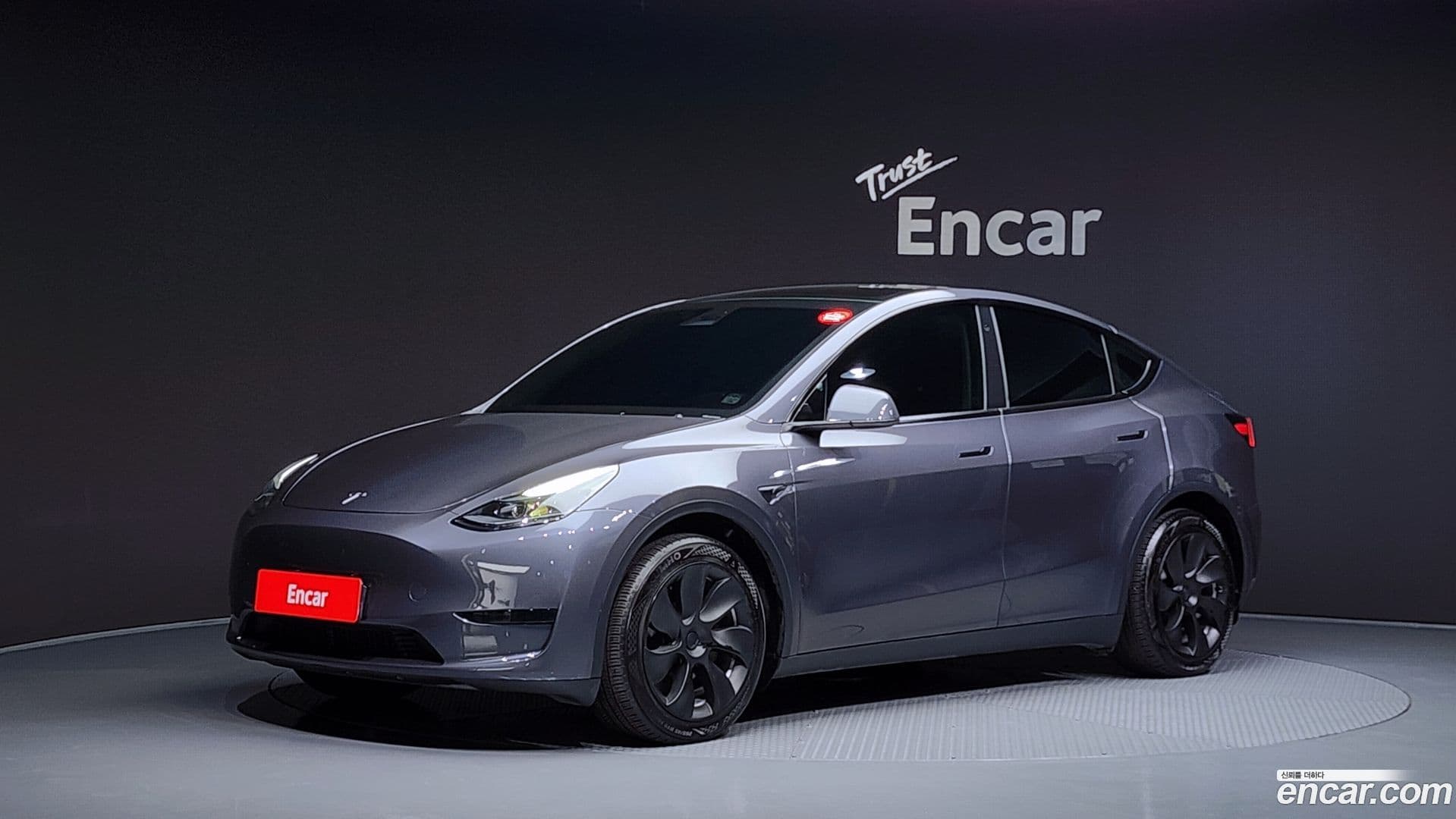 Main__Slider__Photo:Model Y Tesla 2024.2-0