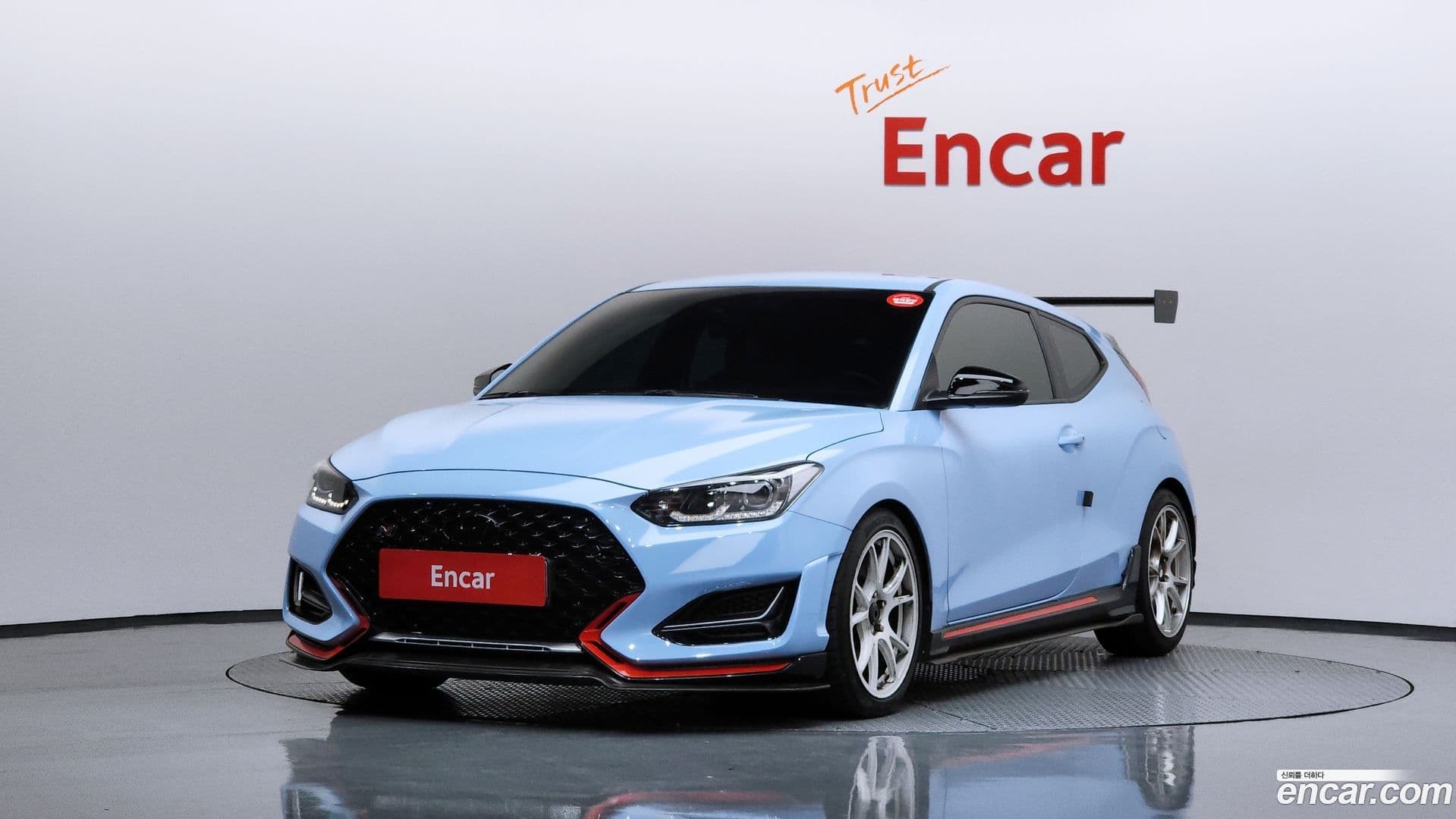 Main__Slider__Photo:Veloster Hyundai 2019.11-0