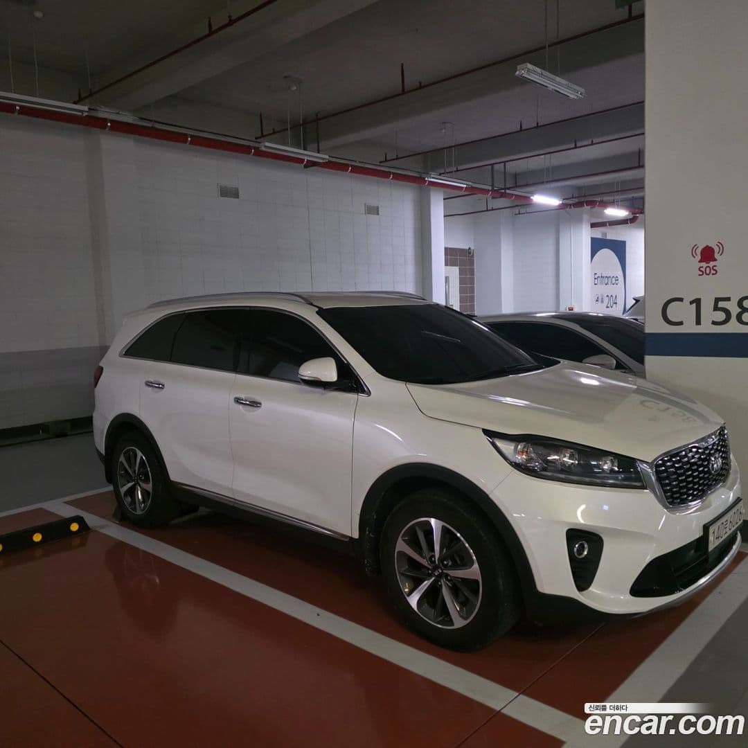 Main__Slider__Photo:Sorento Kia 2019.1-0