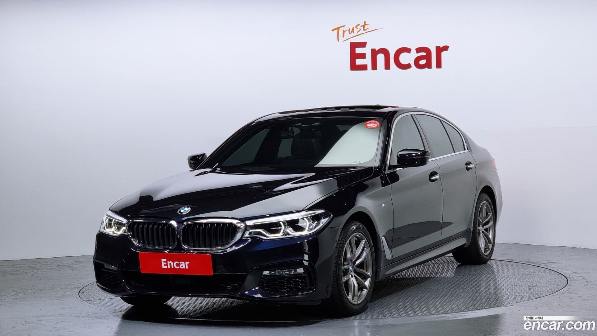 Main__Slider__Photo:5-Series BMW 2018.1-0