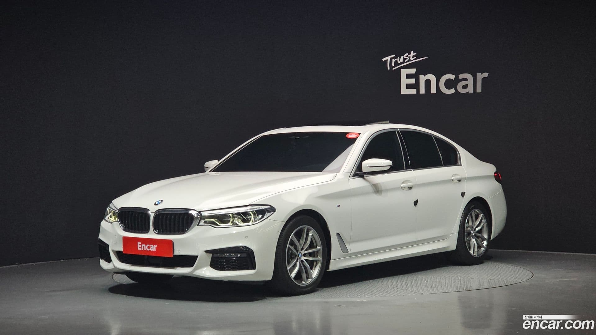 Main__Slider__Photo:5-Series BMW 2020.7-0