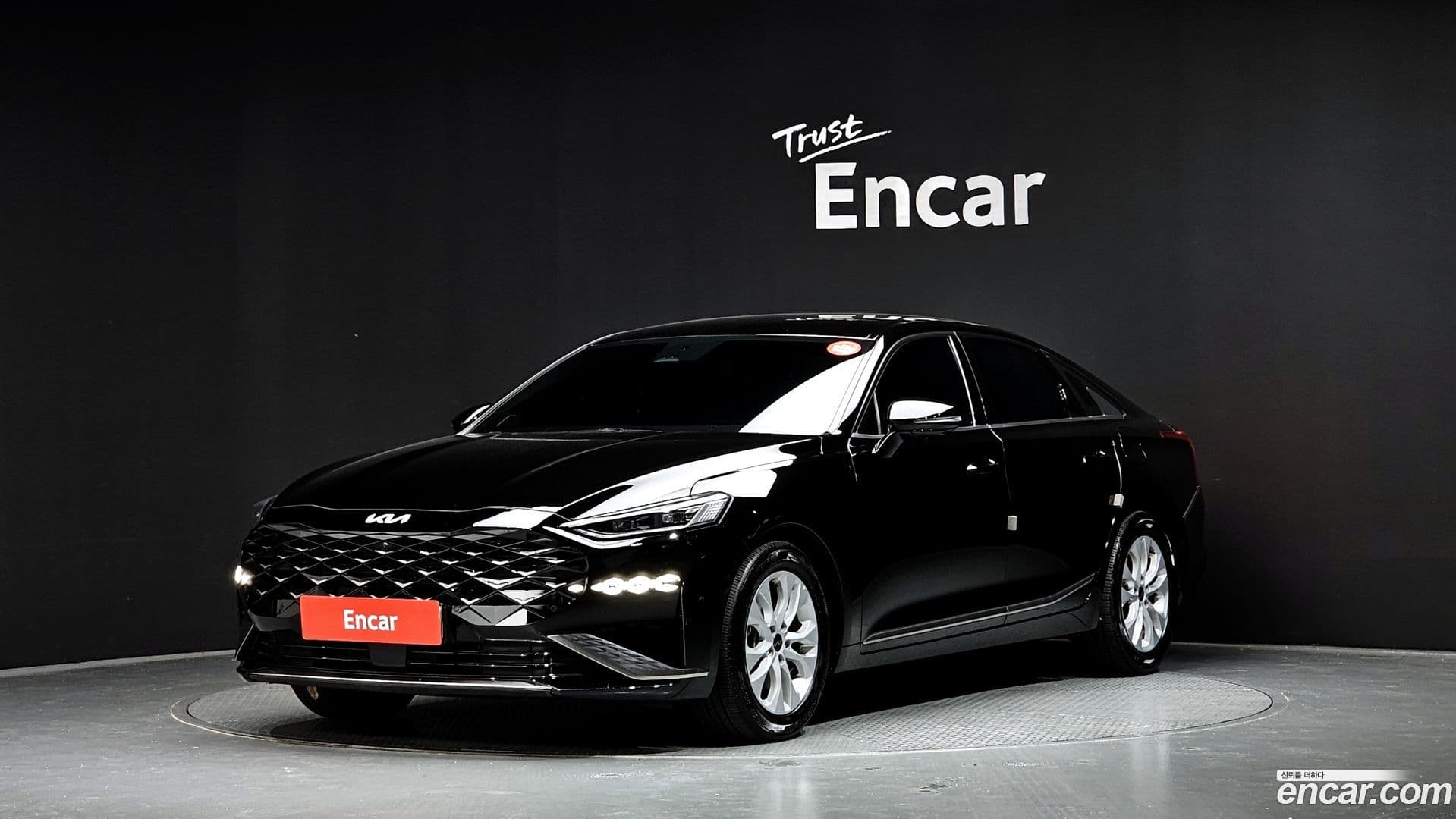 Main__Slider__Photo:K8 Kia 2021.8-0