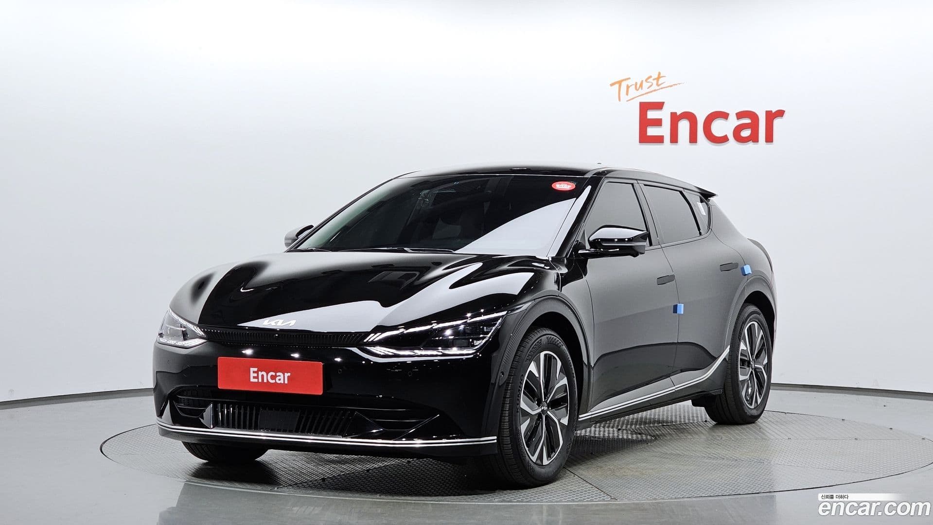 Main__Slider__Photo:EV6 Kia 2022.8-0