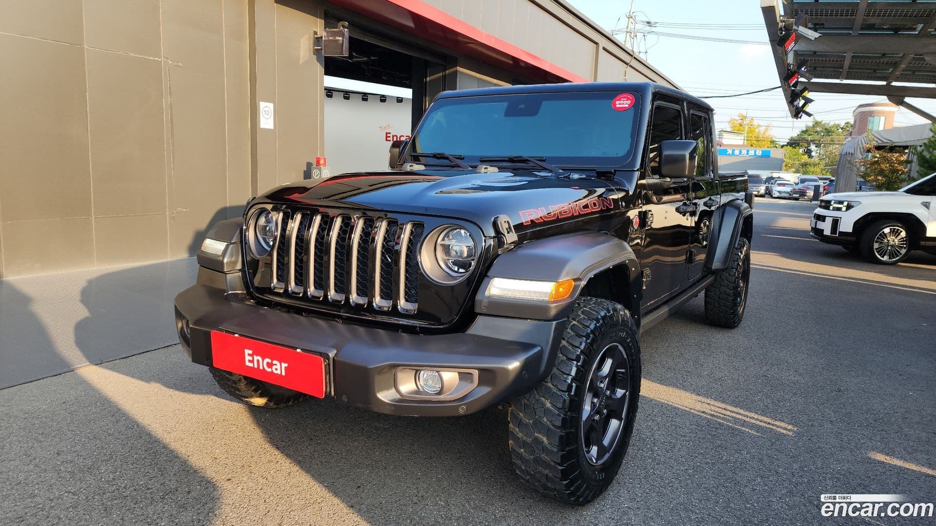 Main__Slider__Photo:Gladiator Jeep 2021.11-0