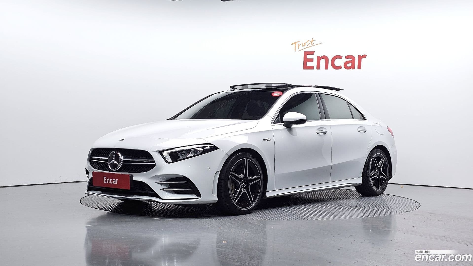 Main__Slider__Photo:A-Class Mercedes-Benz 2021.5-0