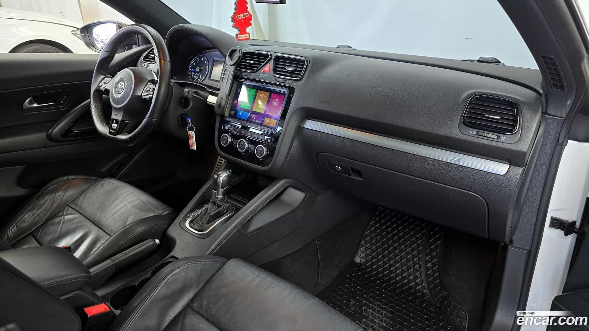 Scirocco Volkswagen 2012.11-INNER-007