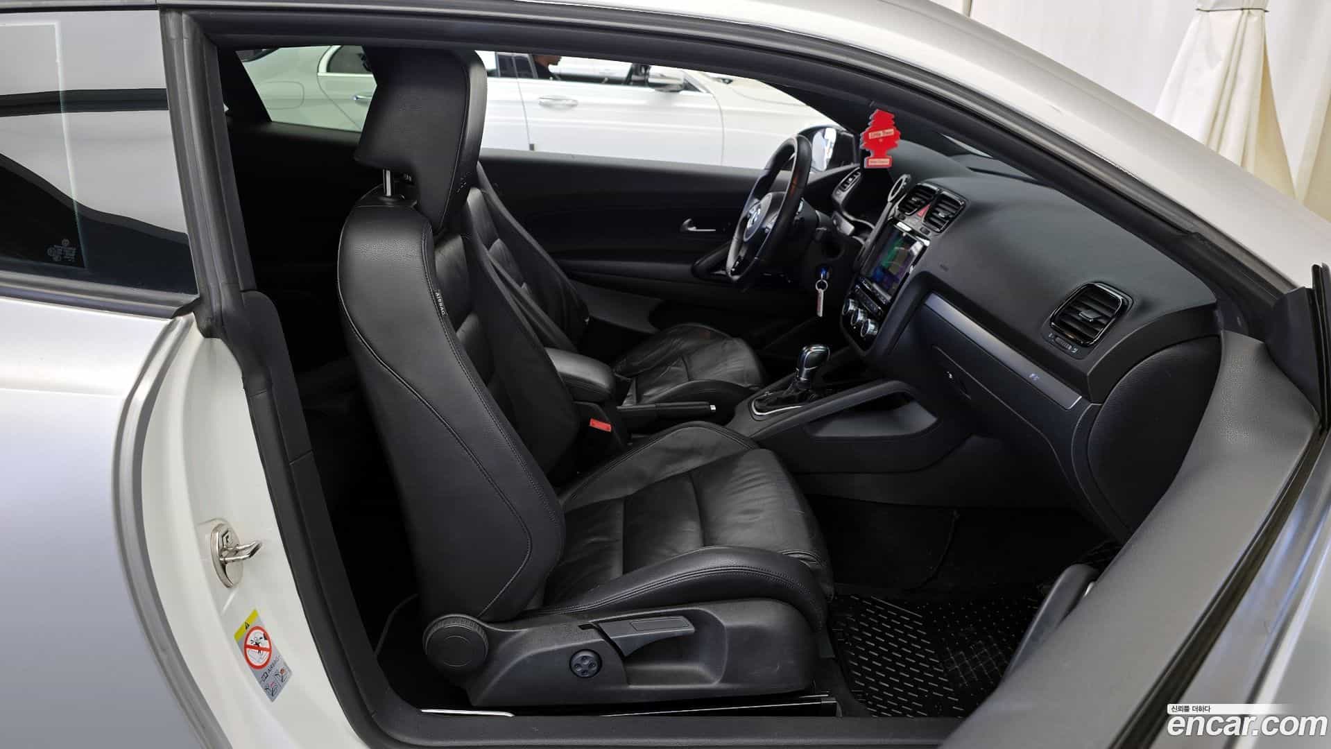 Scirocco Volkswagen 2012.11-OPTION-015
