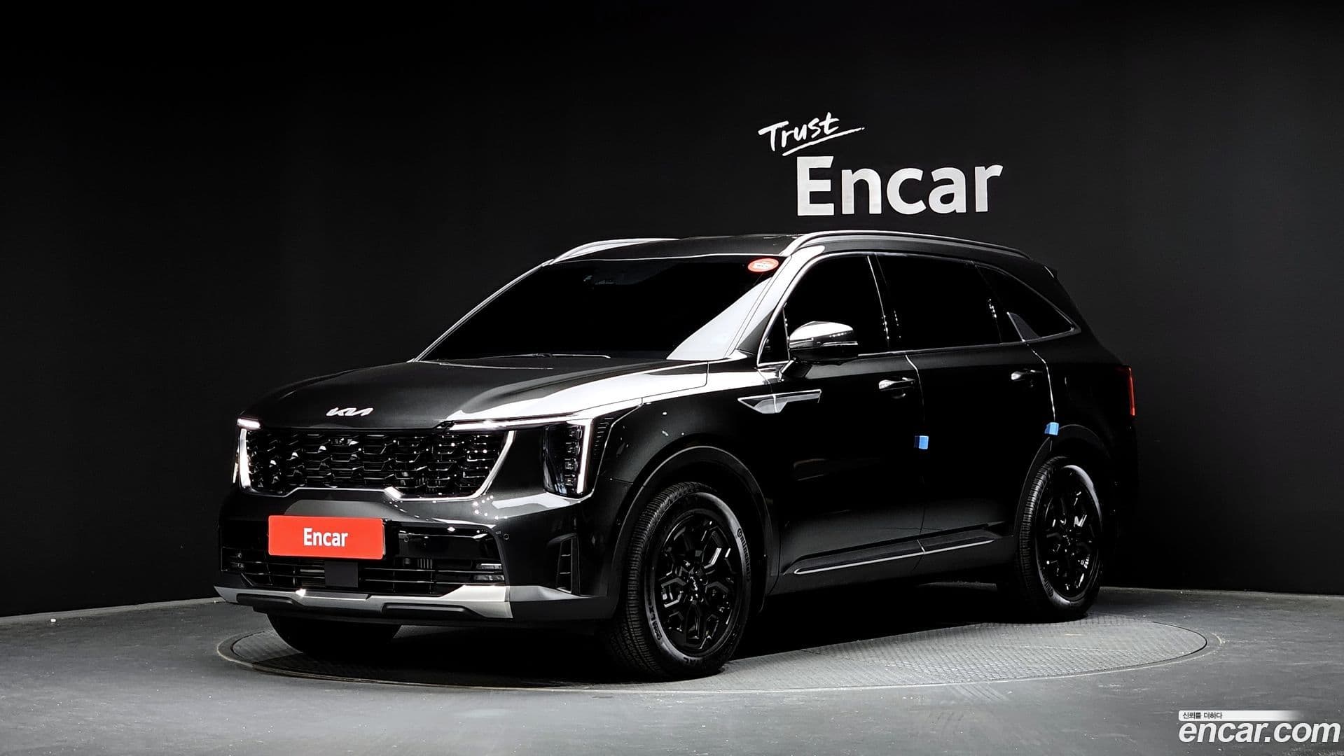 Main__Slider__Photo:Sorento Kia 2023.9-0