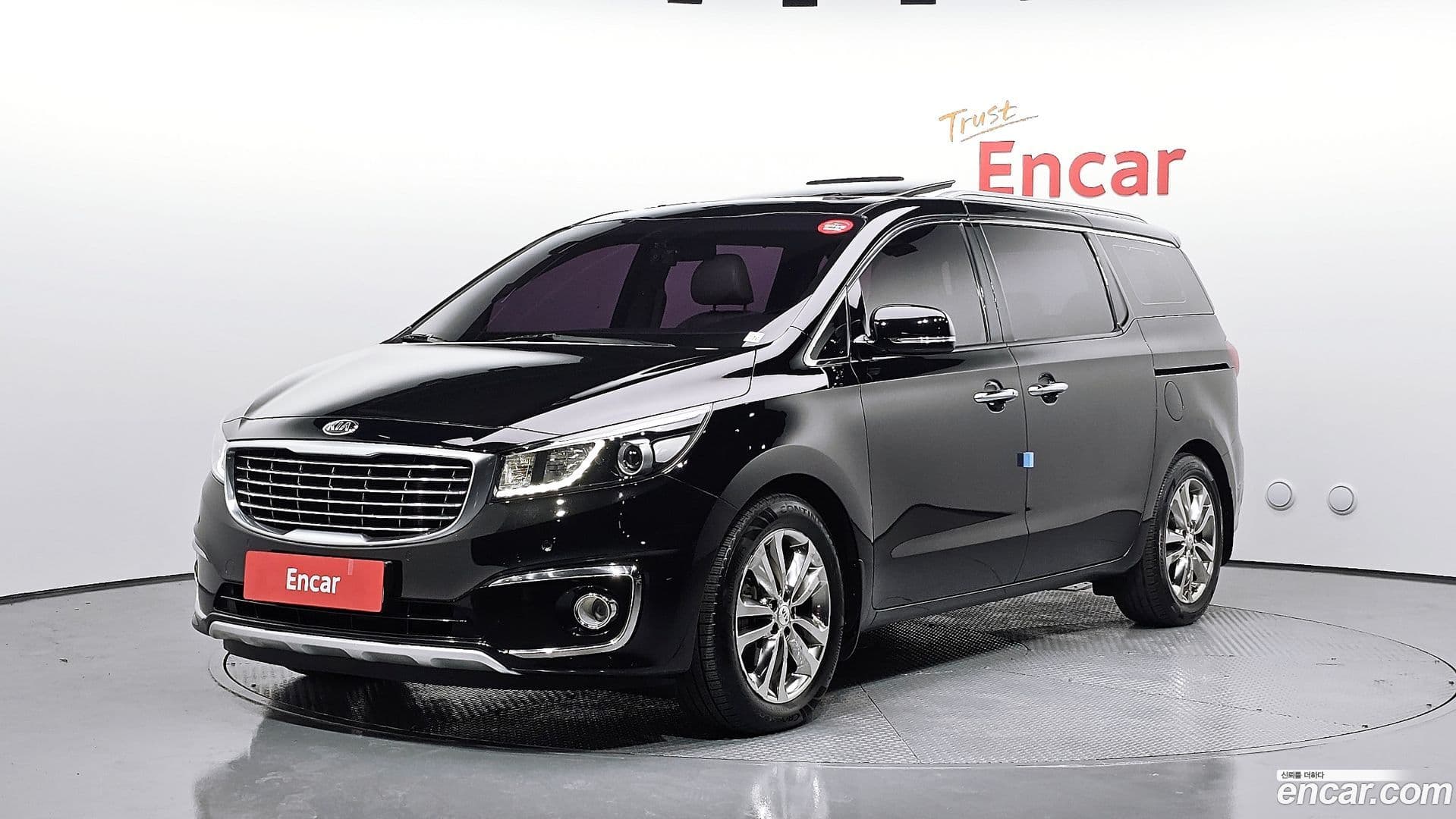 Main__Slider__Photo:Canival Kia 2017.3-0