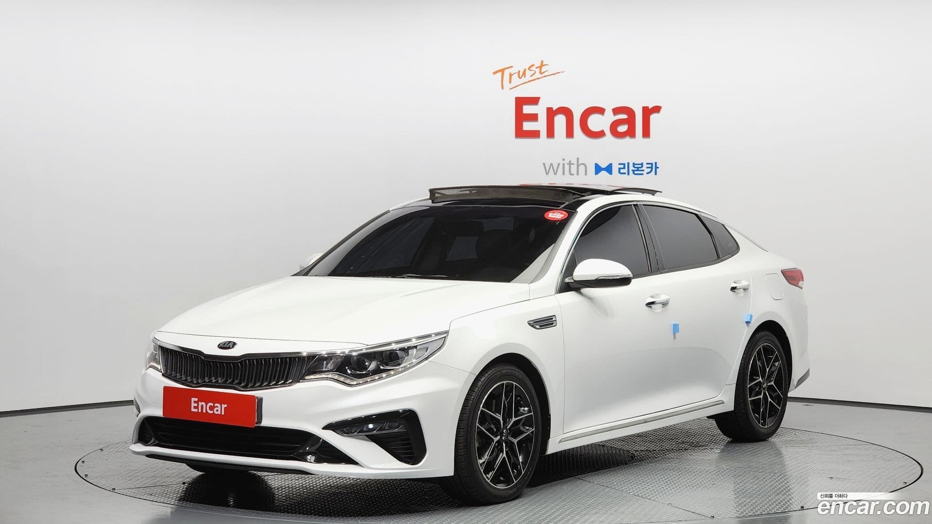 Main__Slider__Photo:K5 Kia 2019.2-0