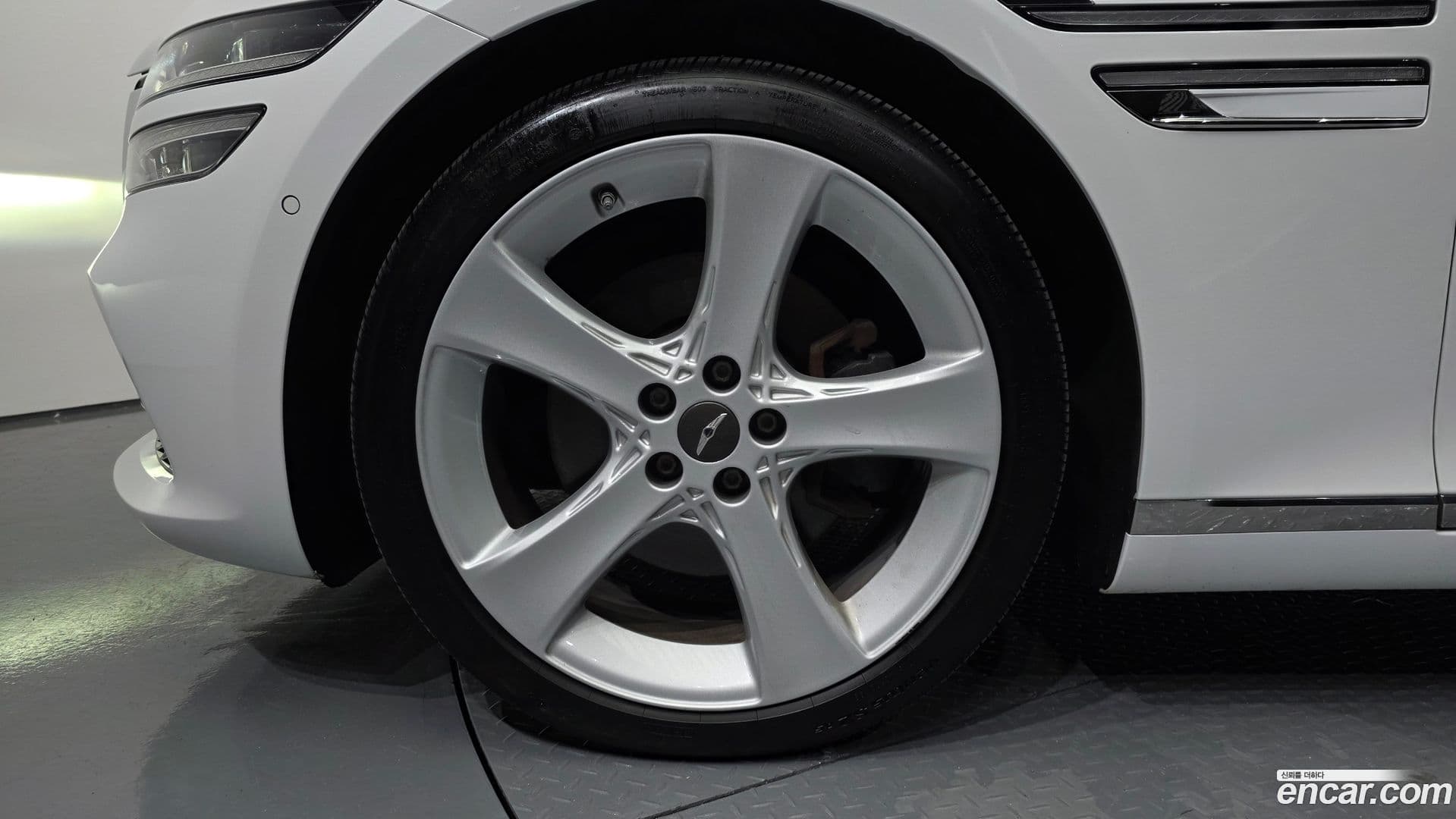 Main__Slider__Photo:G80 Genesis 2020.10-4