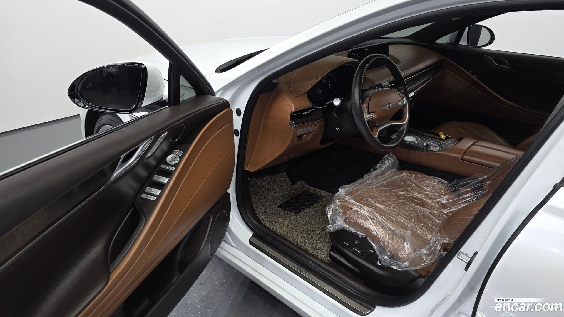 Main__Slider__Photo:G80 Genesis 2020.10-10