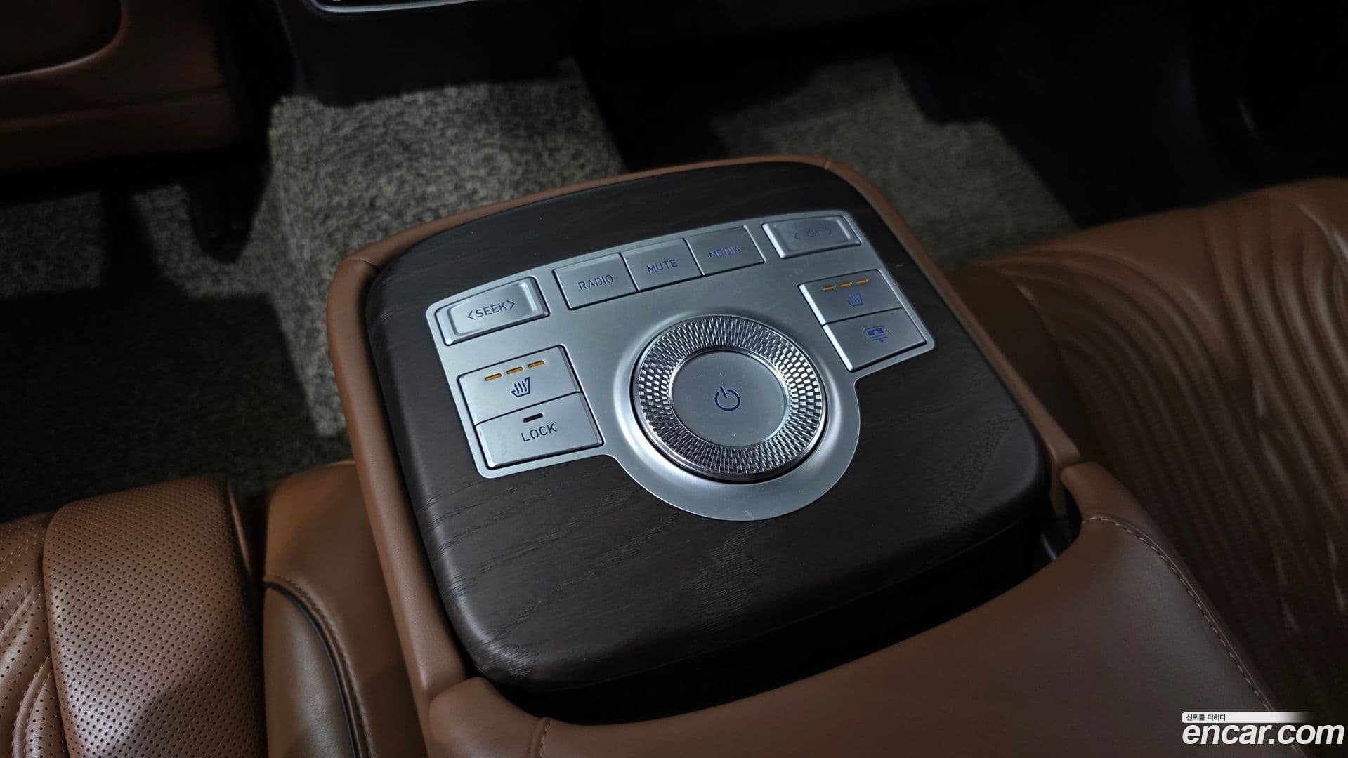 Main__Slider__Photo:G80 Genesis 2020.10-17