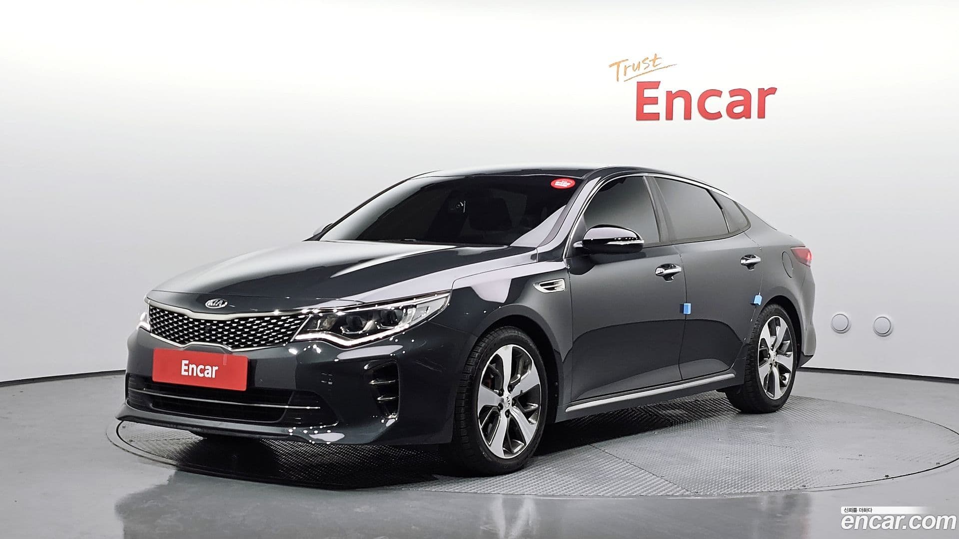 Main__Slider__Photo:K5 Kia 2018.2-0