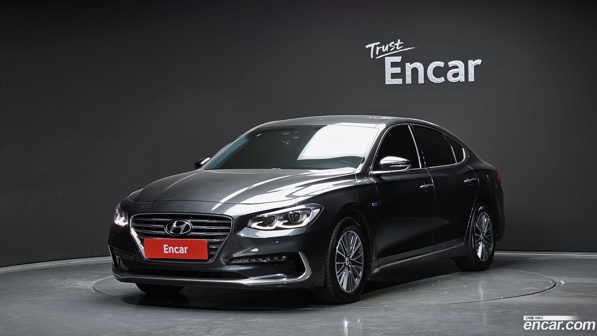 Main__Slider__Photo:Grandeur Hyundai 2019.2-0