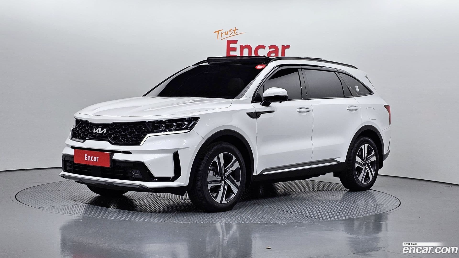 Main__Slider__Photo:Sorento Kia 2023.1-0