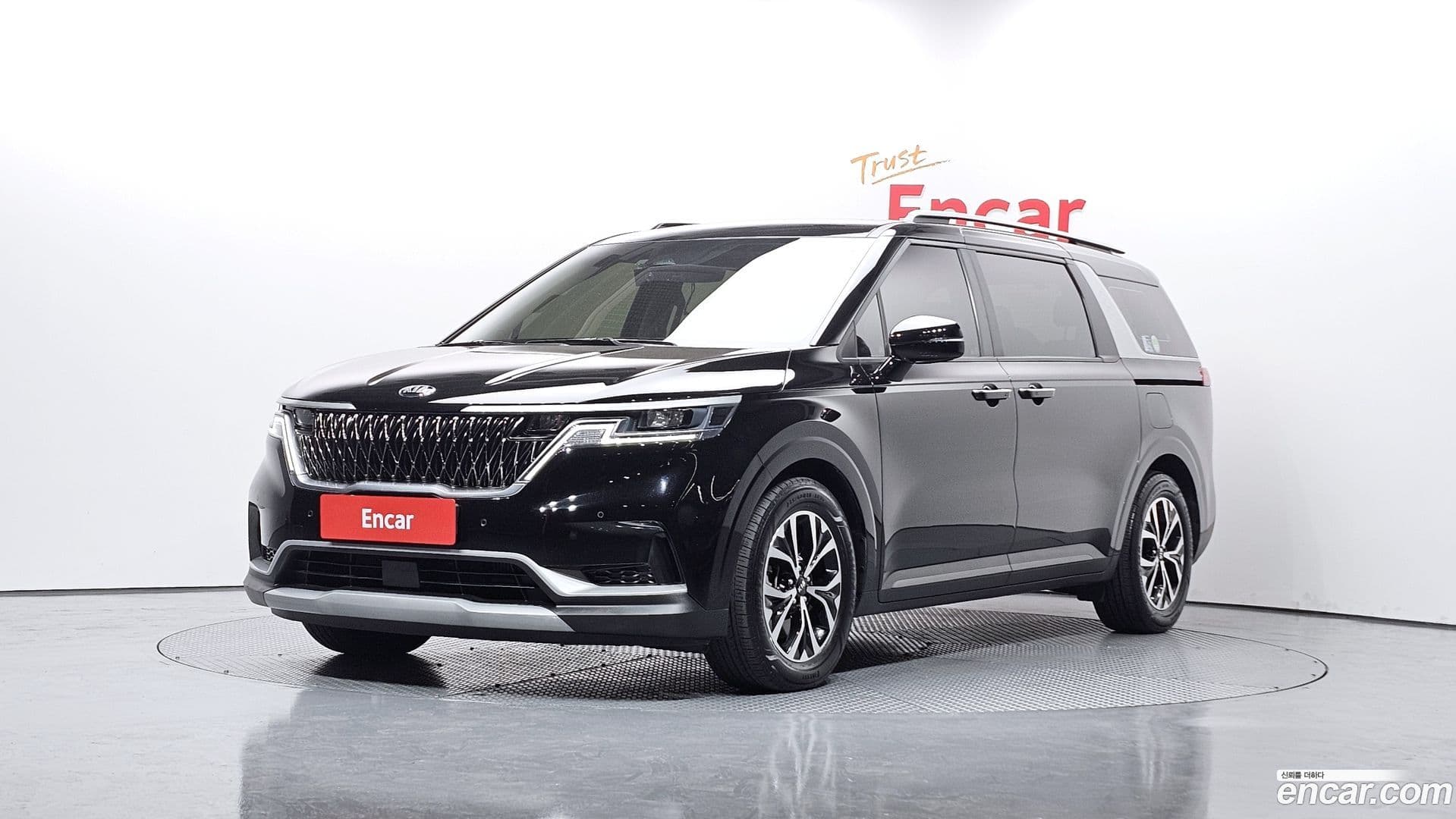 Main__Slider__Photo:Canival Kia 2020.9-0
