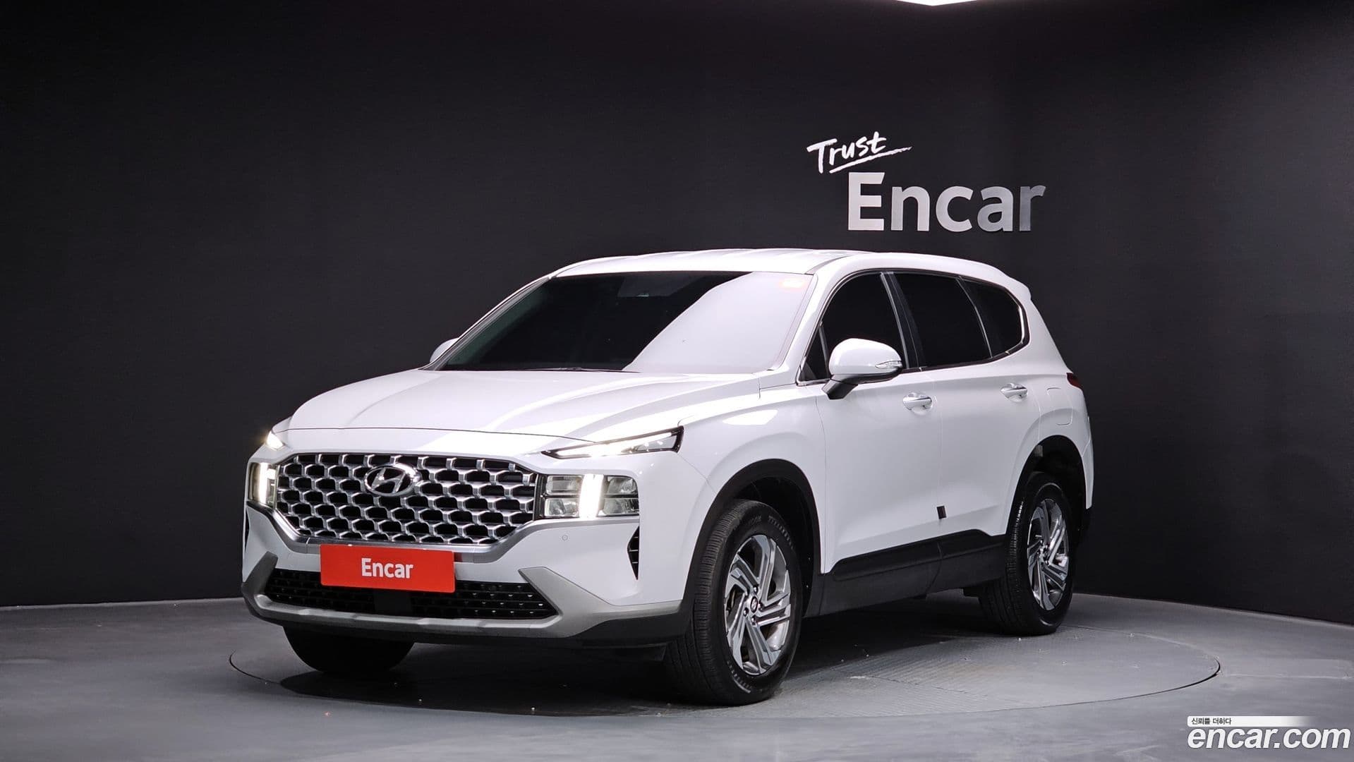 Main__Slider__Photo:Santafe Hyundai 2020.9-0