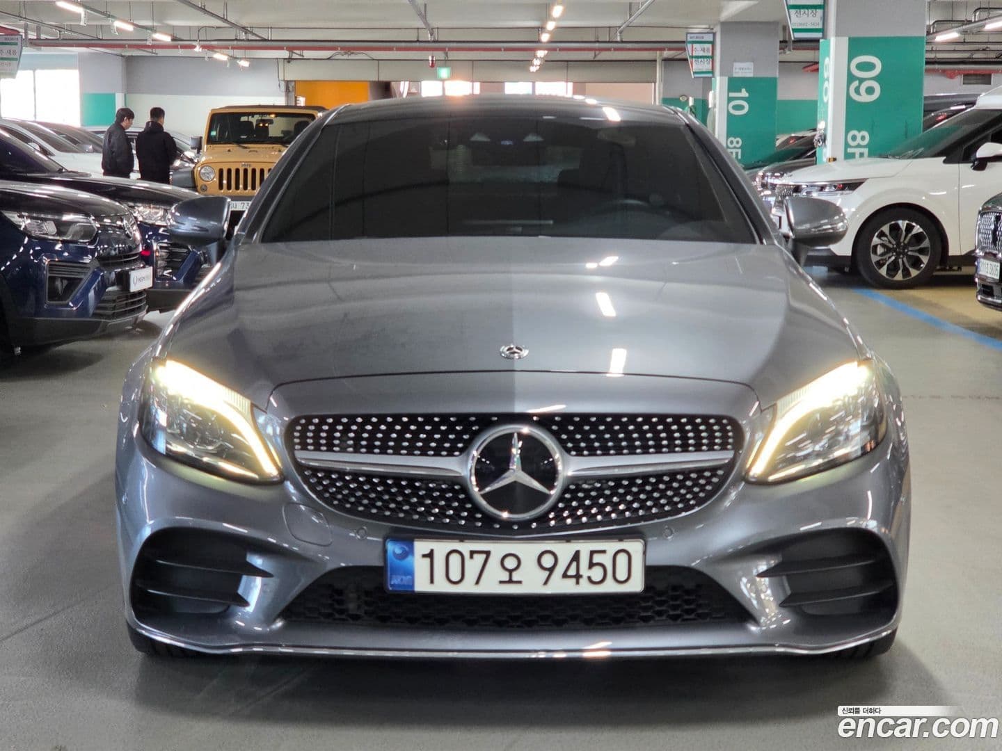 Main__Slider__Photo:C-Class Mercedes-Benz 2021.6-0