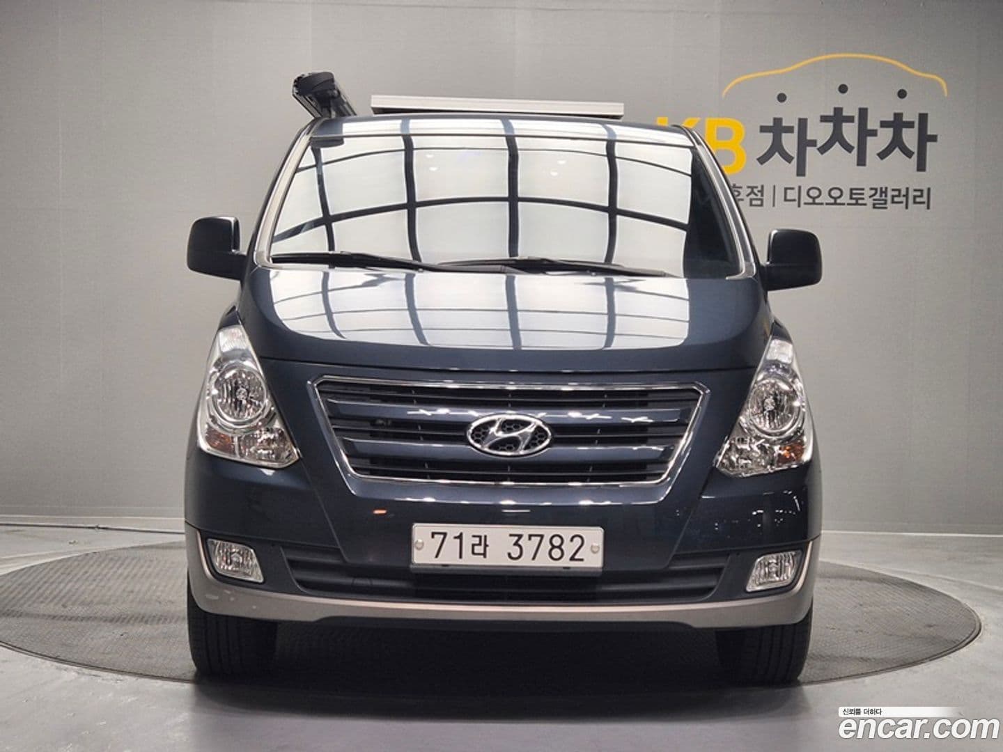Main__Slider__Photo:Starex Hyundai 2016.1-0