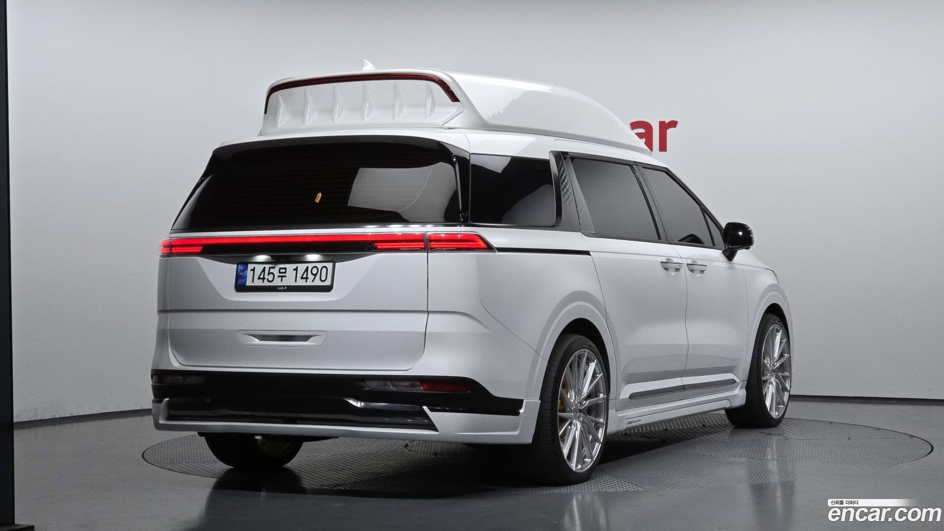 Main__Slider__Photo:Canival Kia 2021.3-0
