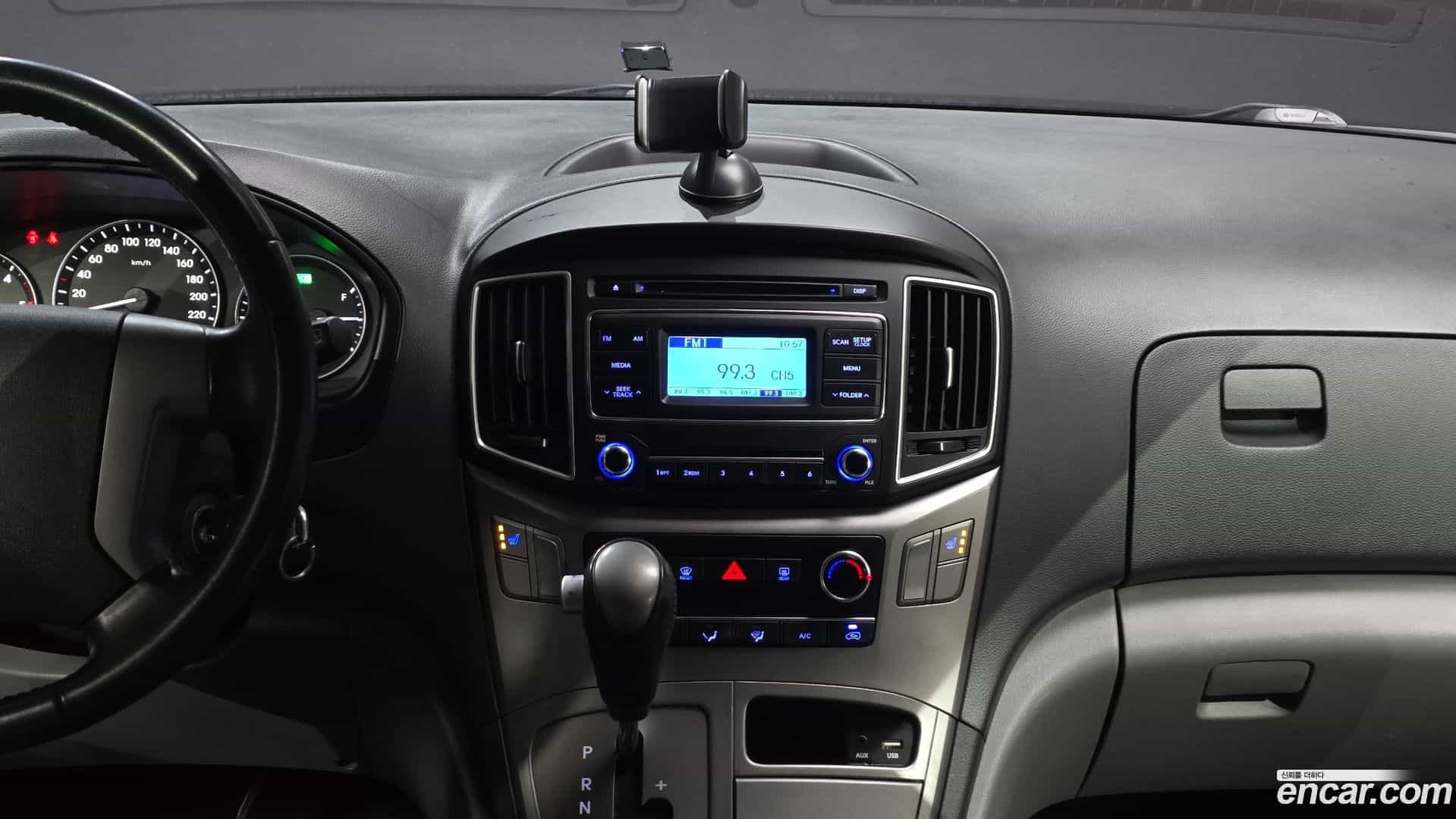 Starex Hyundai 2019.3-OPTION-017