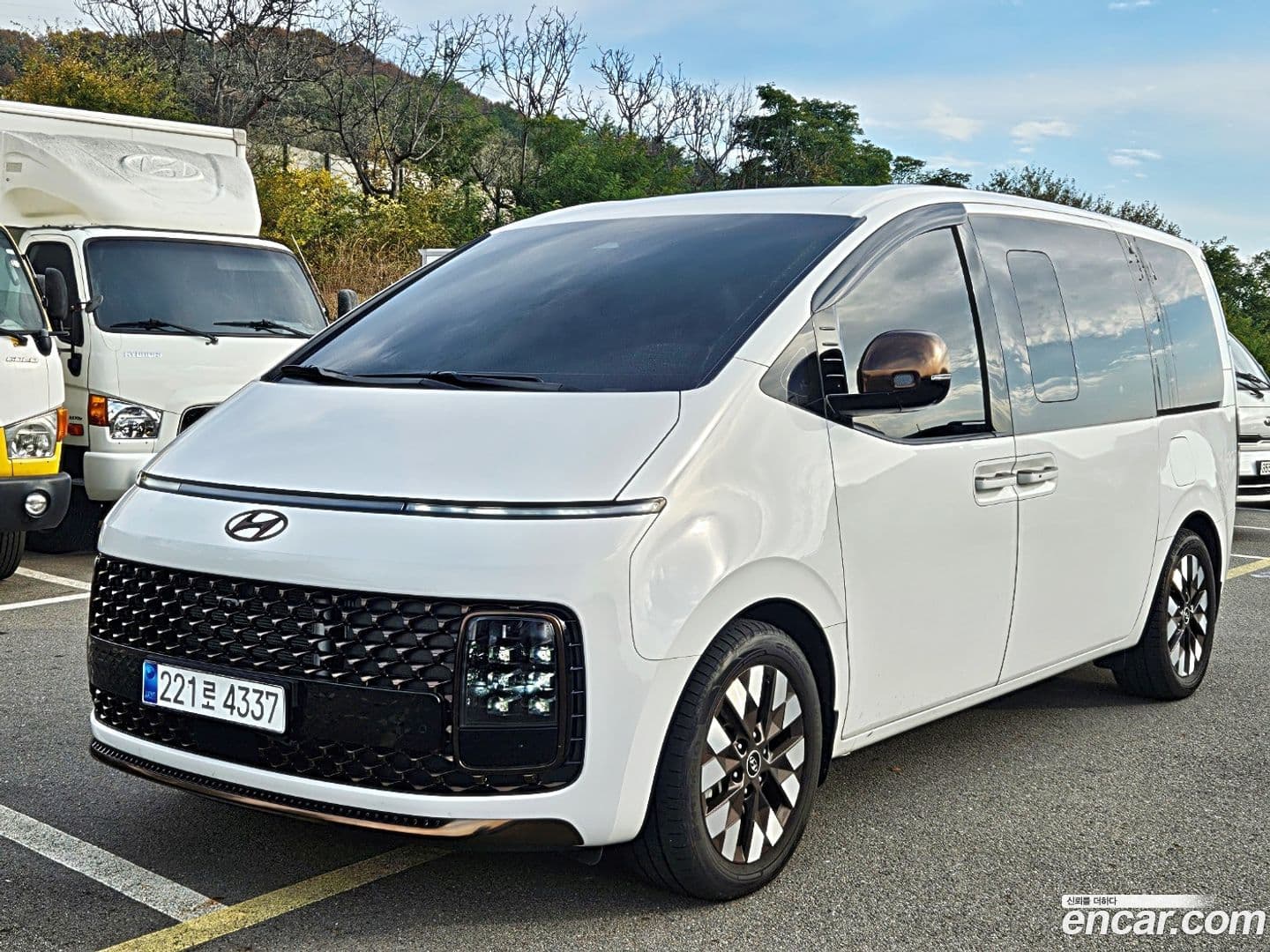 Main__Slider__Photo:Staria Hyundai 2024.5-0