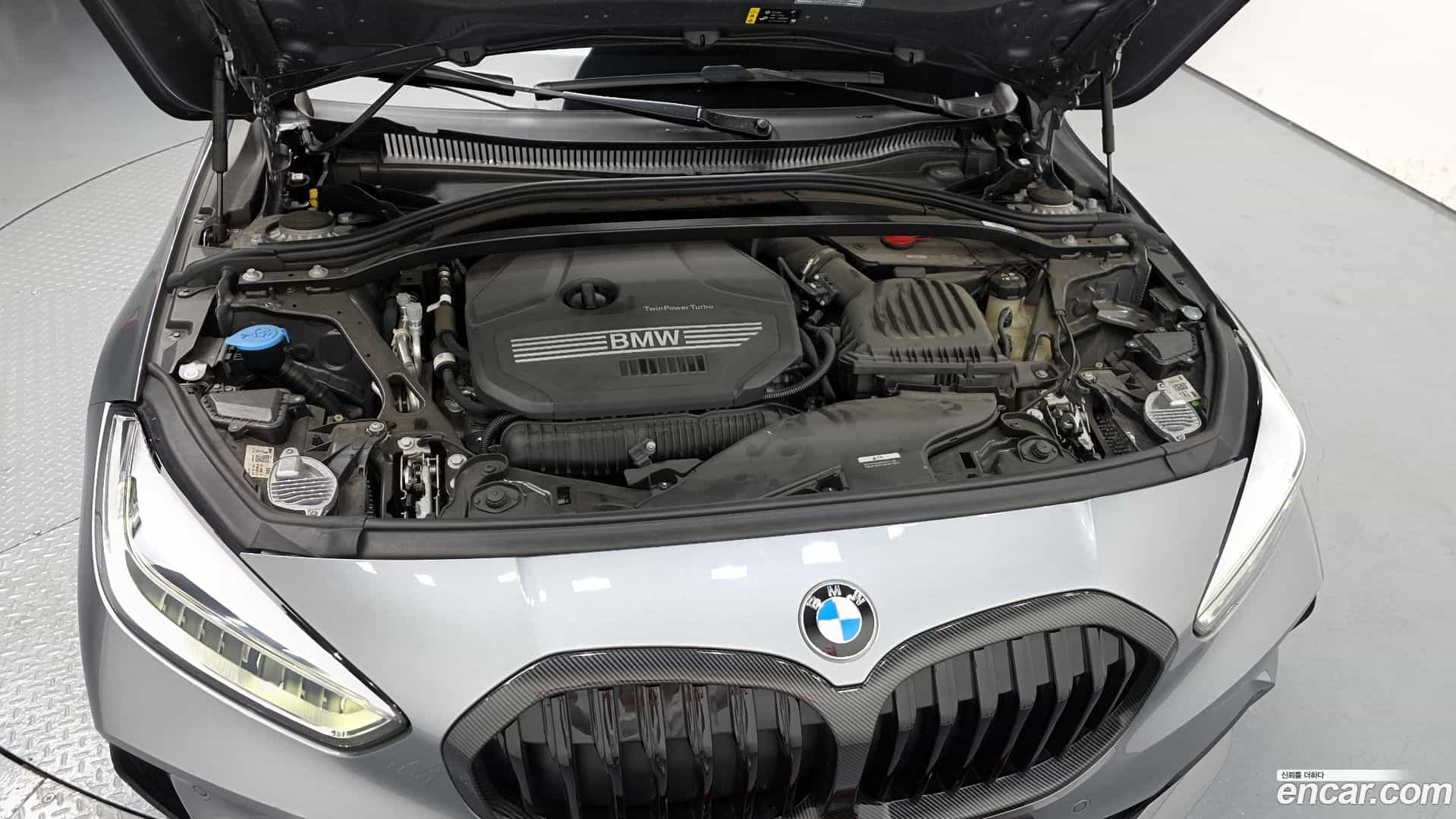 1-Series BMW 2022.10-INNER-006