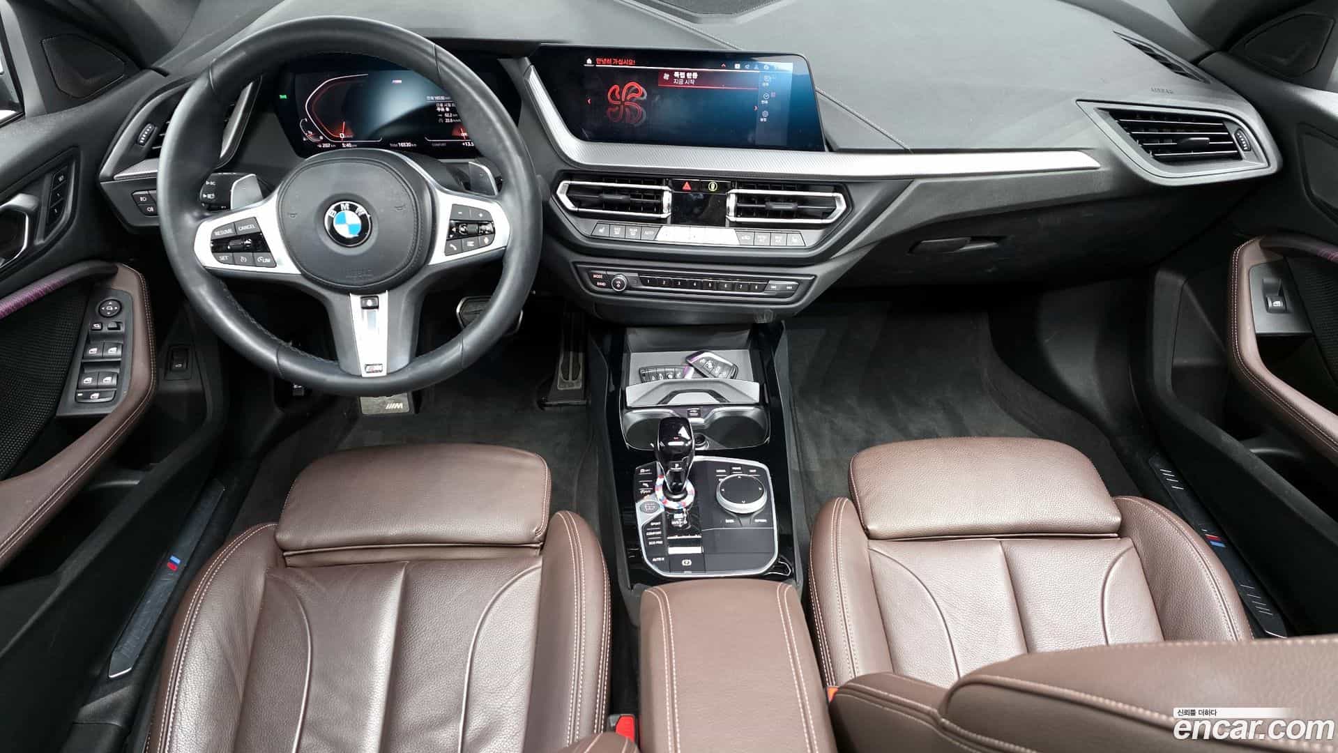 1-Series BMW 2022.10-INNER-007