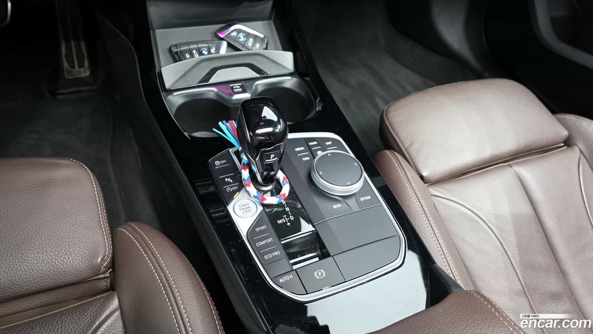 1-Series BMW 2022.10-INNER-009