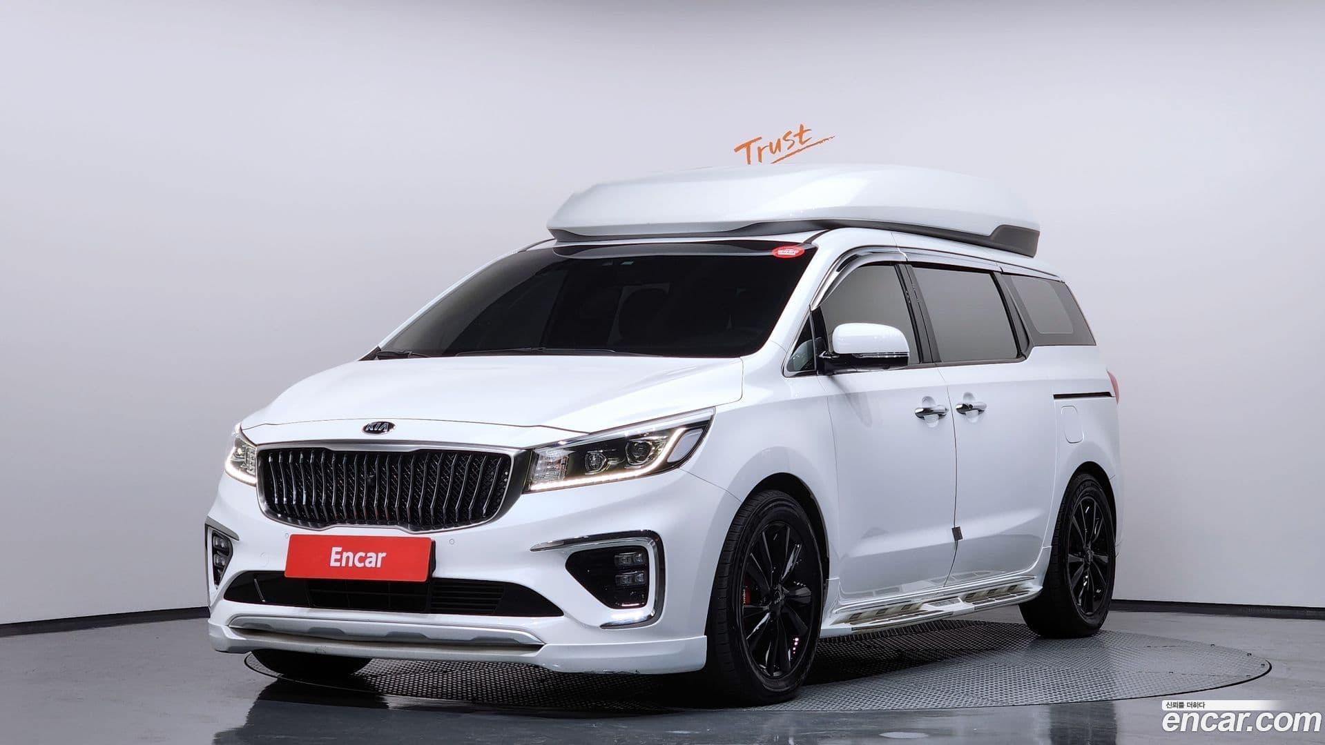 Main__Slider__Photo:Canival Kia 2019.0-0