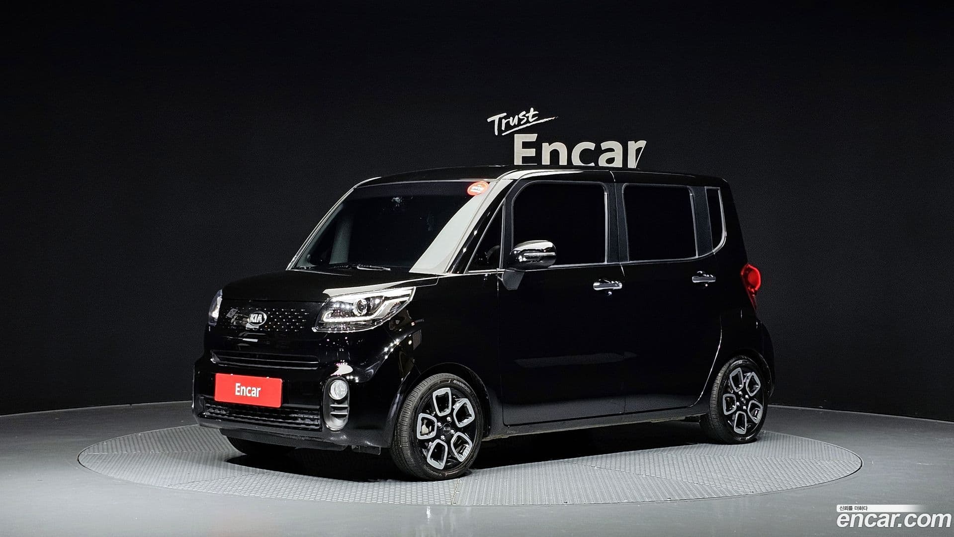 Main__Slider__Photo:RAY Kia 2018.2-0