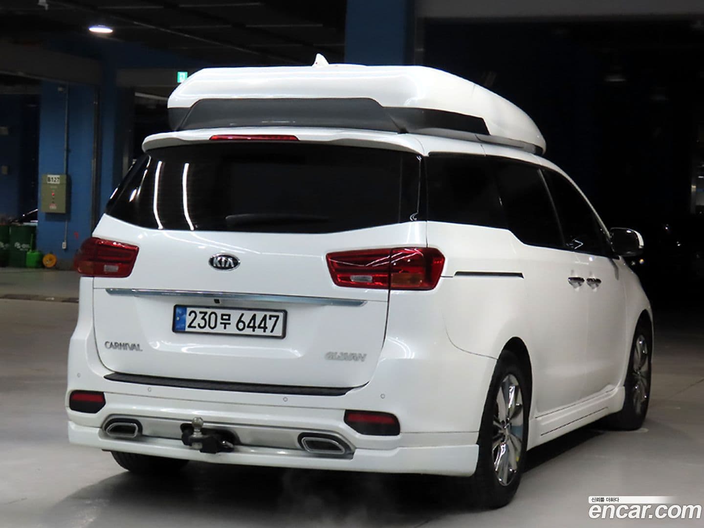 Main__Slider__Photo:Canival Kia 2019.3-0
