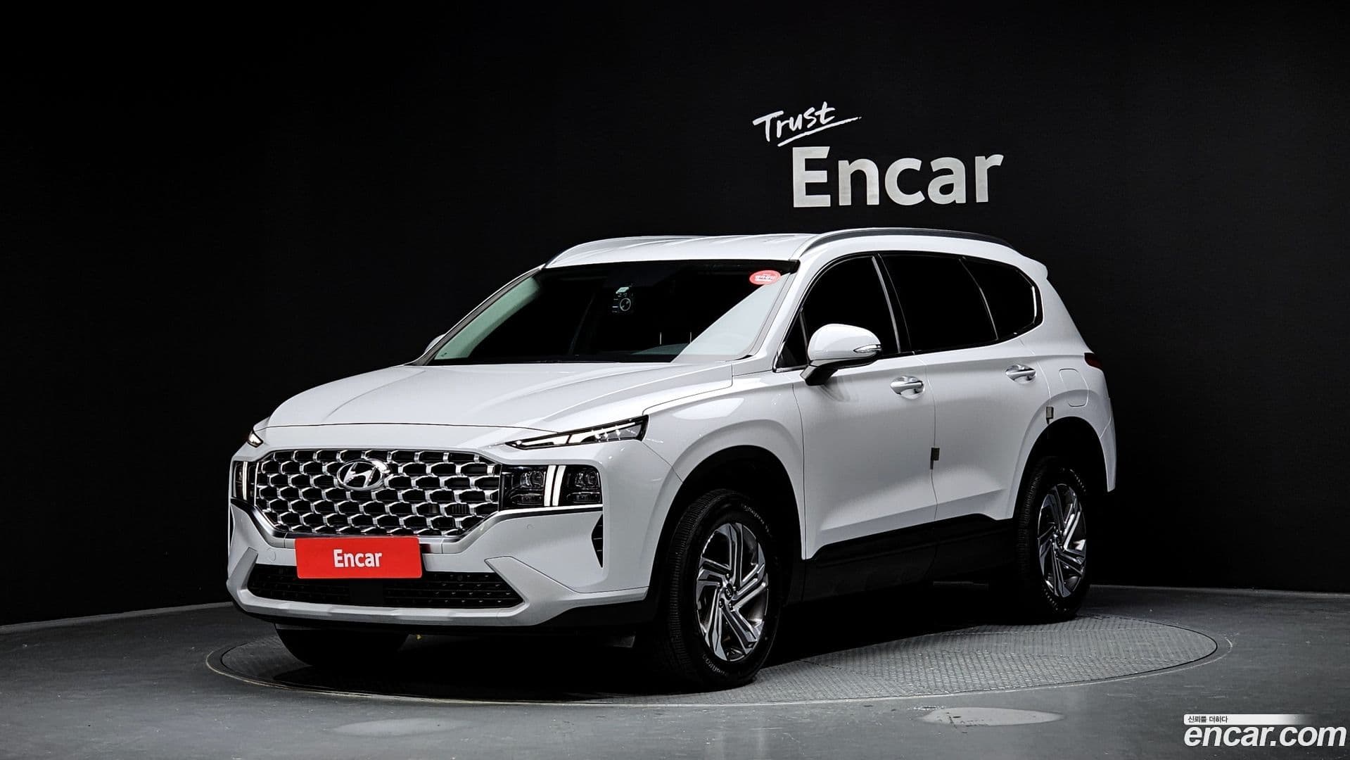 Main__Slider__Photo:Santafe Hyundai 2020.11-0