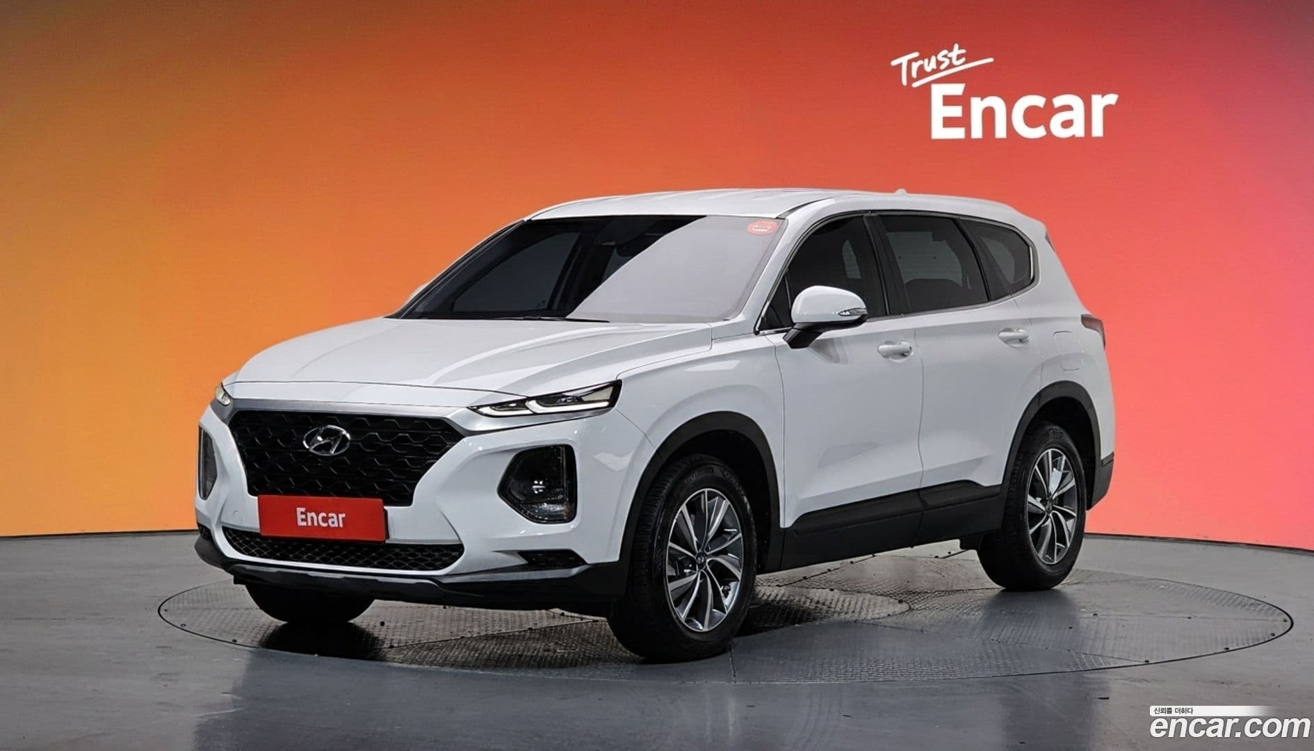 Main__Slider__Photo:Santafe Hyundai 2018.4-0