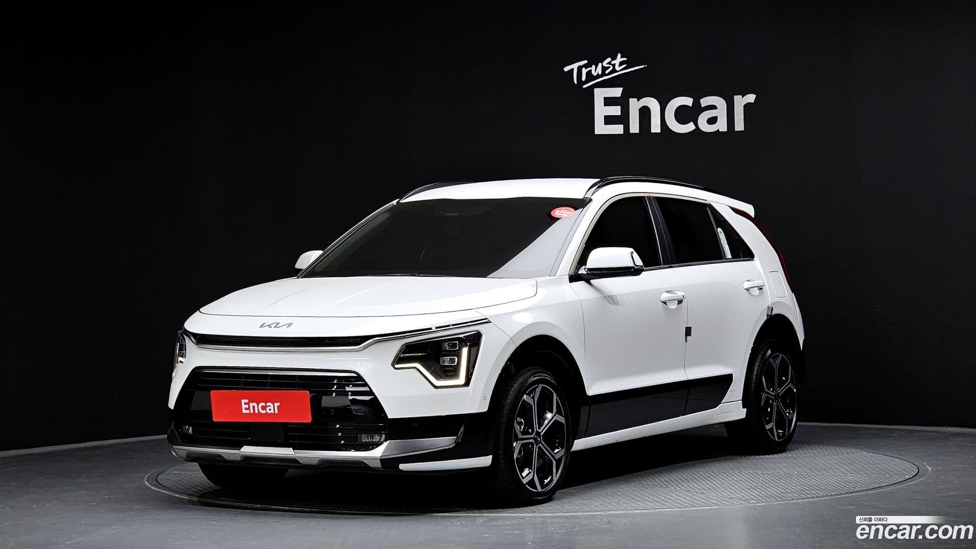 Main__Slider__Photo:Niro Kia 2024.5-0