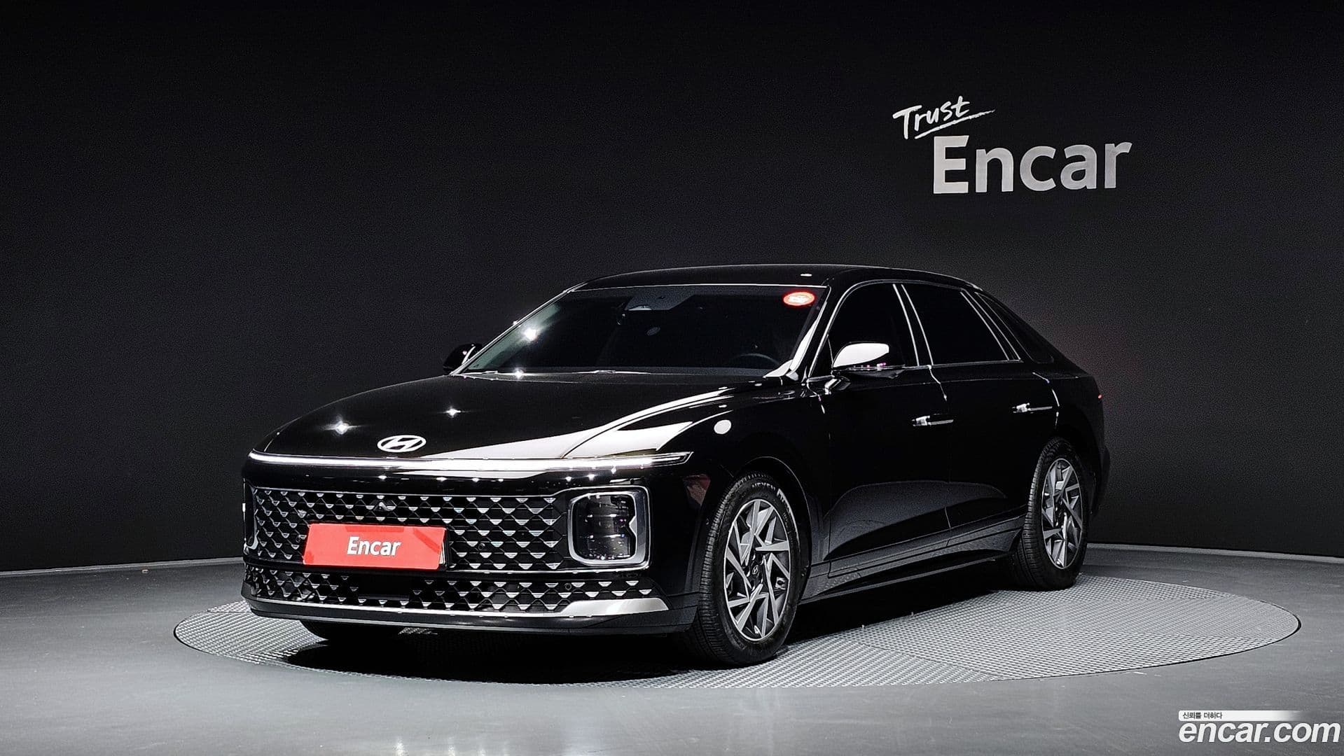 Main__Slider__Photo:Grandeur Hyundai 2023.6-0