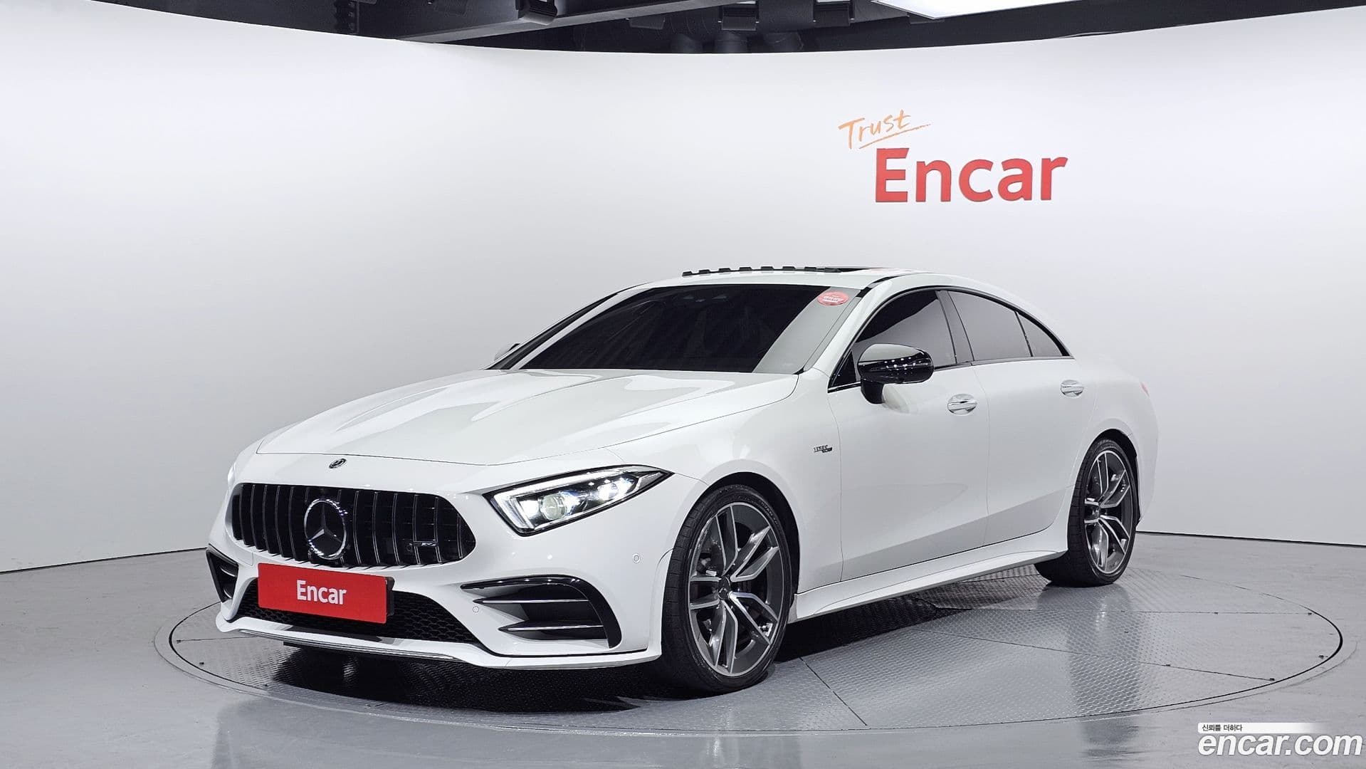 Main__Slider__Photo:CLS-Class Mercedes-Benz 2021.9-0