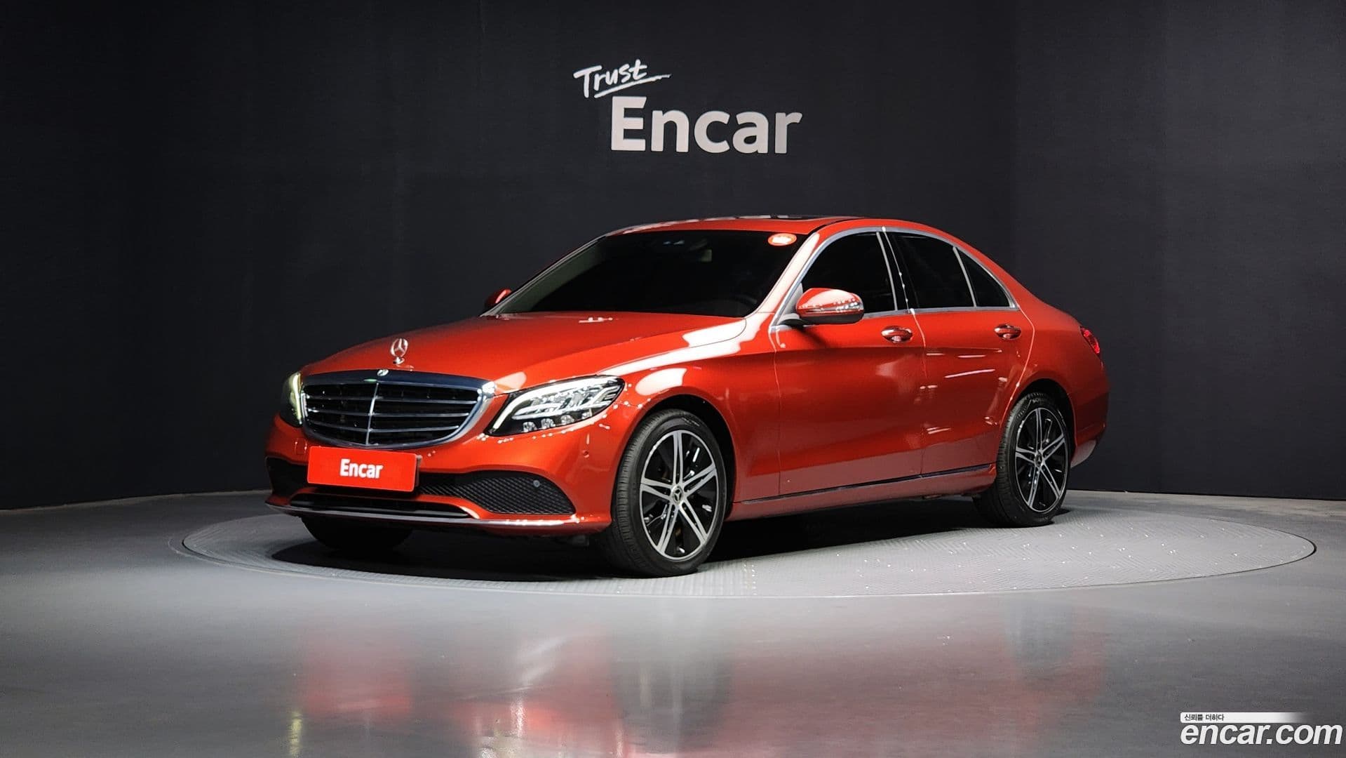 Main__Slider__Photo:C-Class Mercedes-Benz 2019.9-0