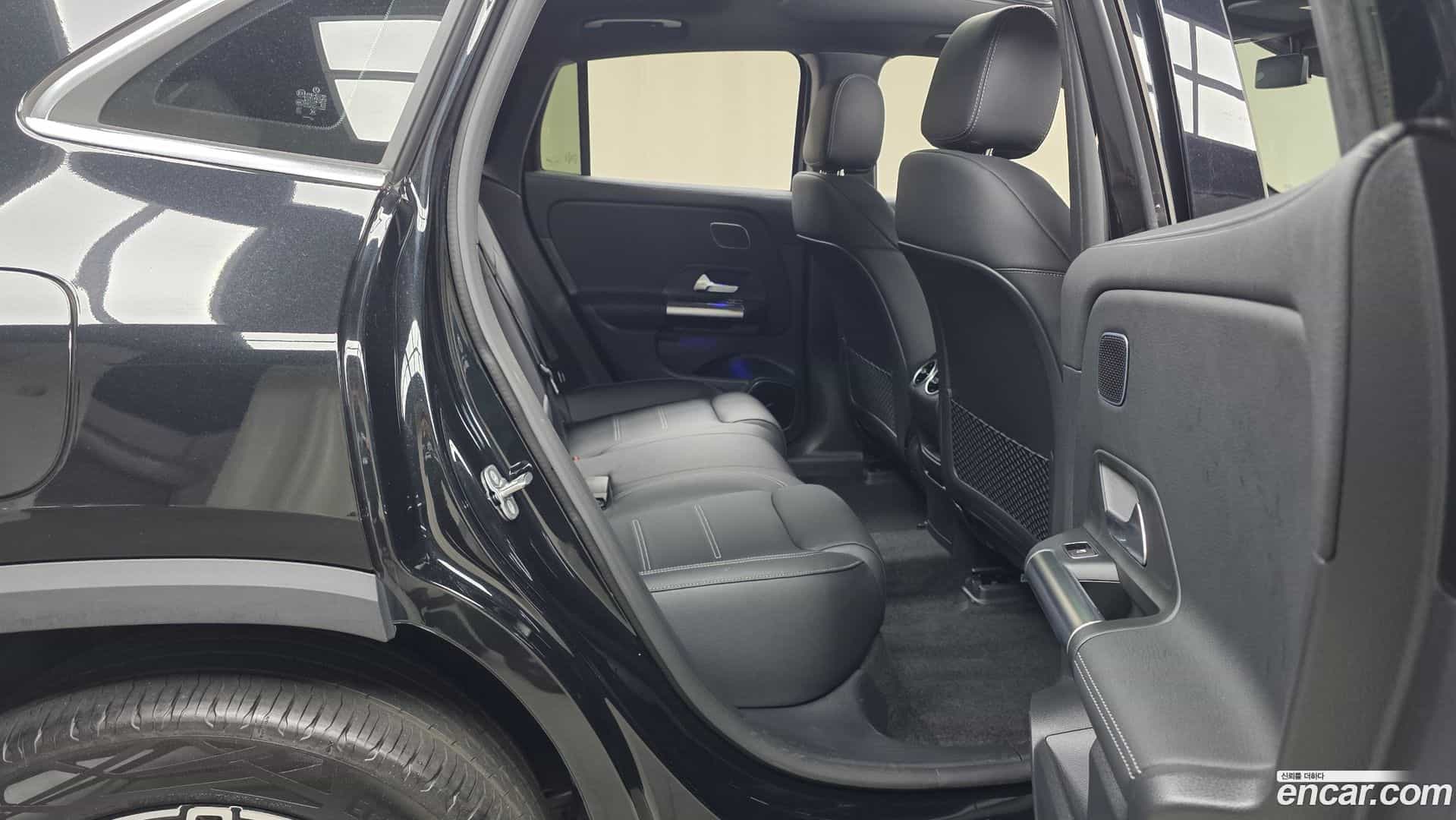 EQA Mercedes-Benz 2023.9-OPTION-016