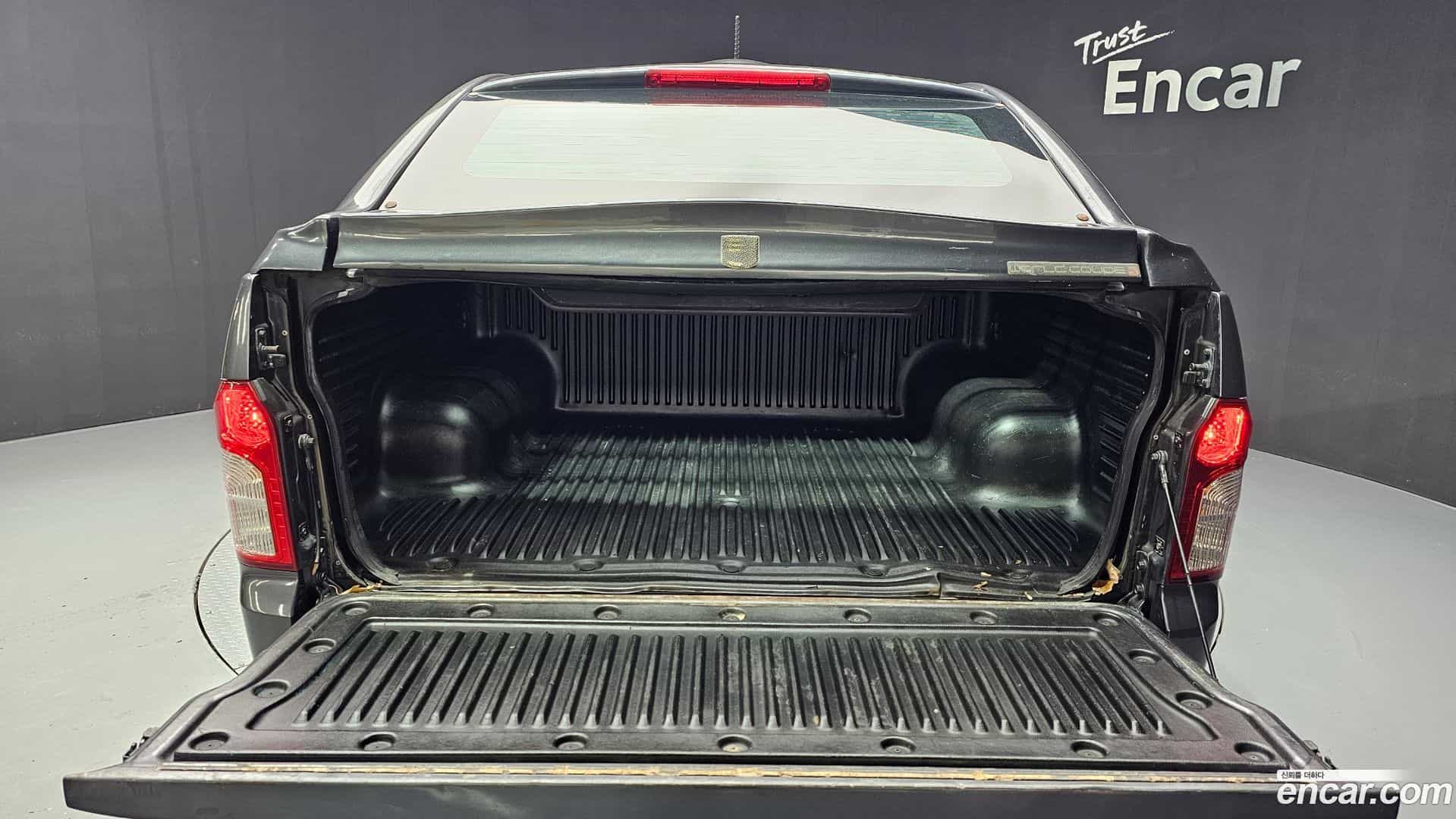 KORANDO KG Mobility 2017.6-OPTION-024