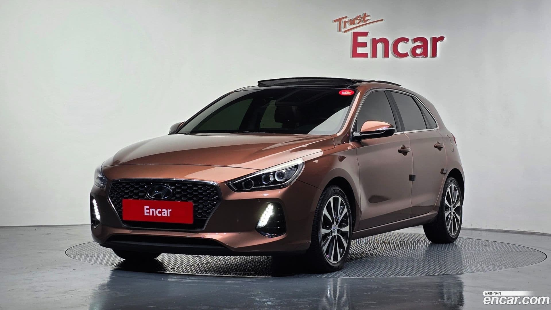 Main__Slider__Photo:i30 Hyundai 2017.1-0