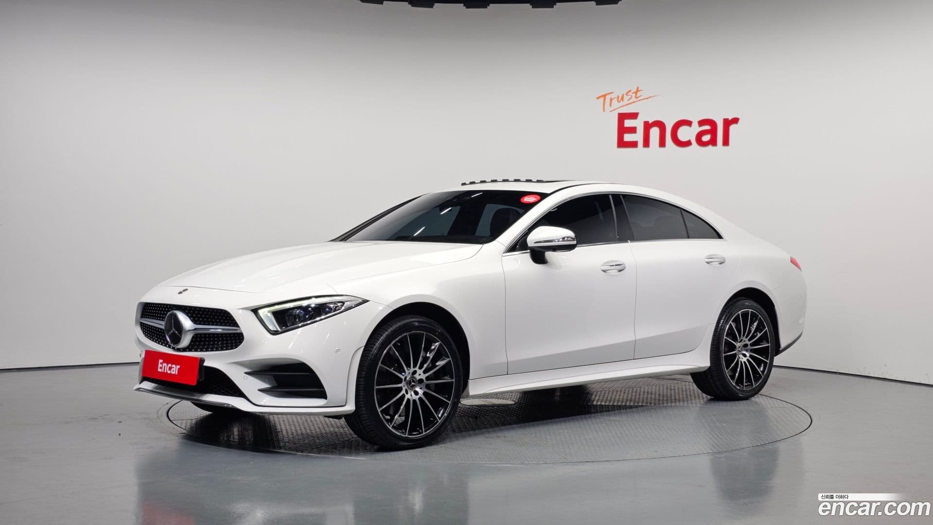 Main__Slider__Photo:CLS-Class Mercedes-Benz 2020.2-0