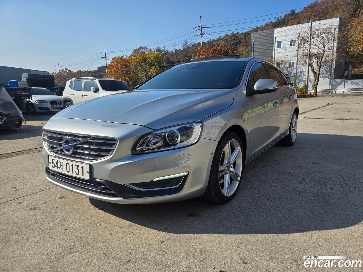 Main__Slider__Photo:V60 Volvo 2016.11-0