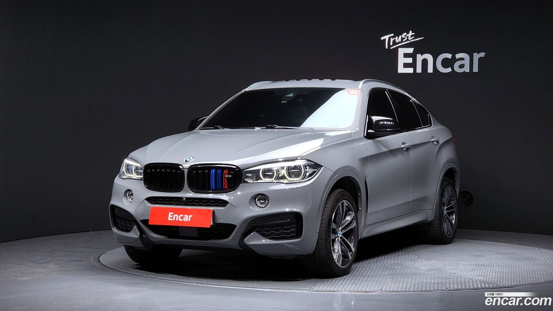 Main__Slider__Photo:X6 BMW 2018.8-0