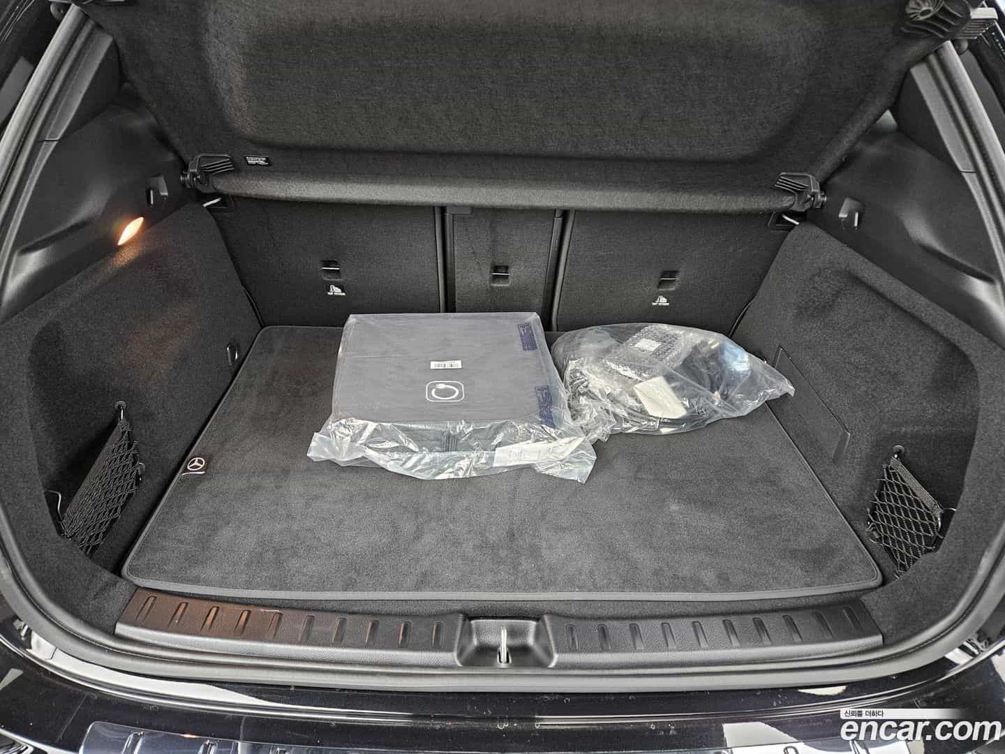 EQA Mercedes-Benz 2025.6-OPTION-019