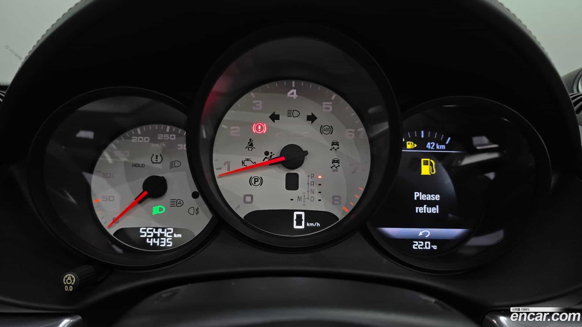 718 Porsche 2018.5-INNER-8