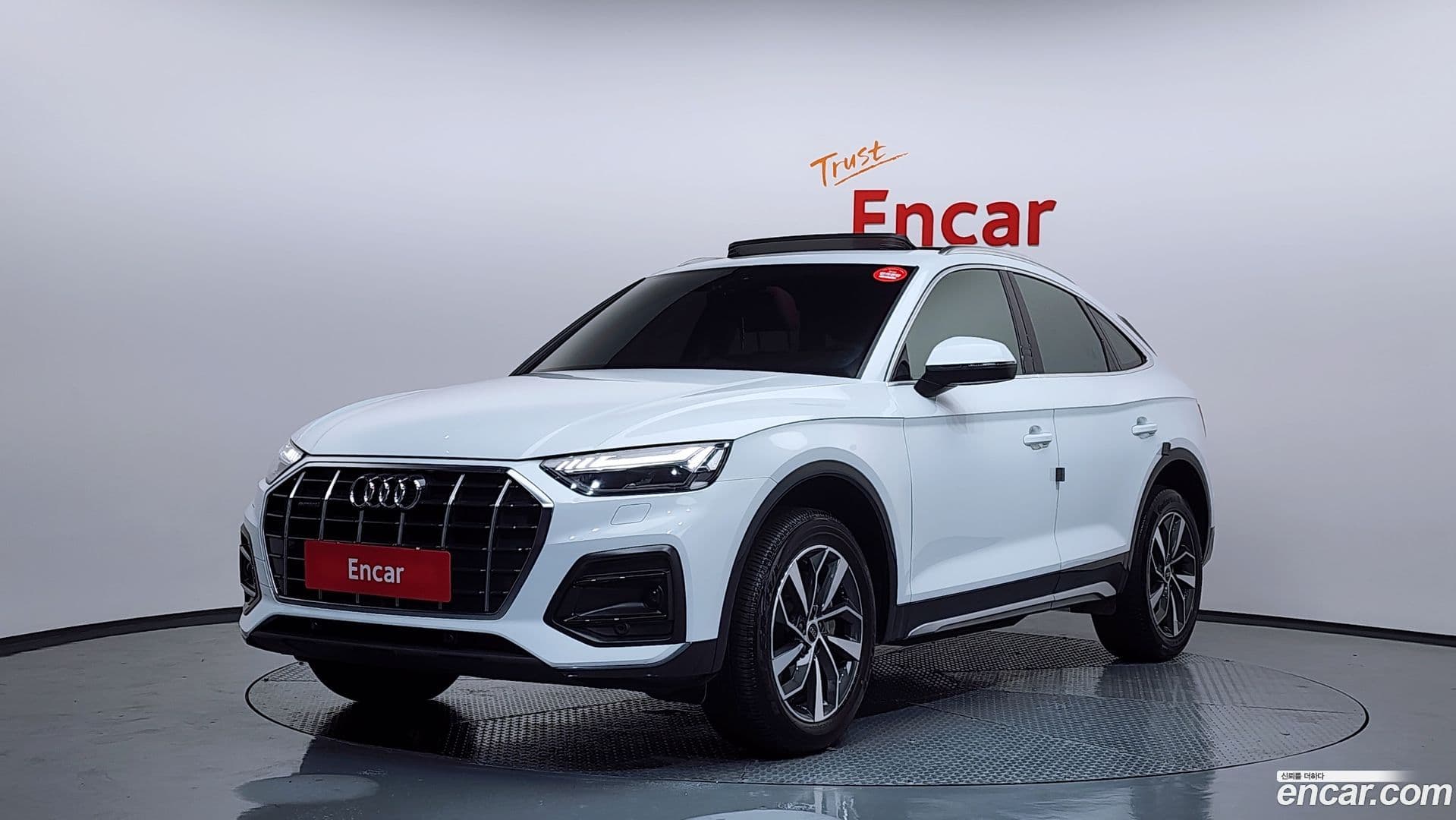 Main__Slider__Photo:Q5 Audi 2023.8-0